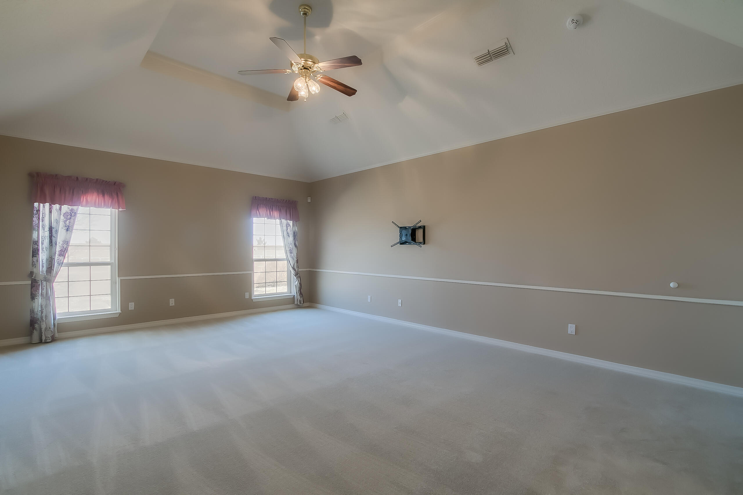 4727 Summerlin Road NW