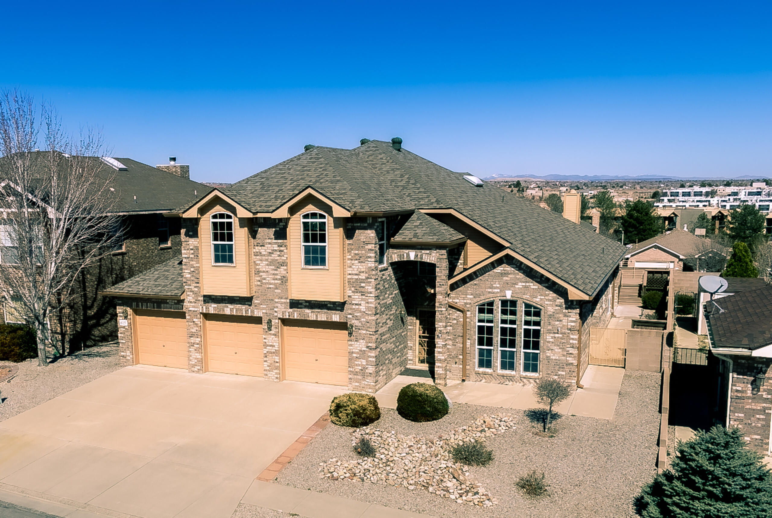 4727 Summerlin Road NW