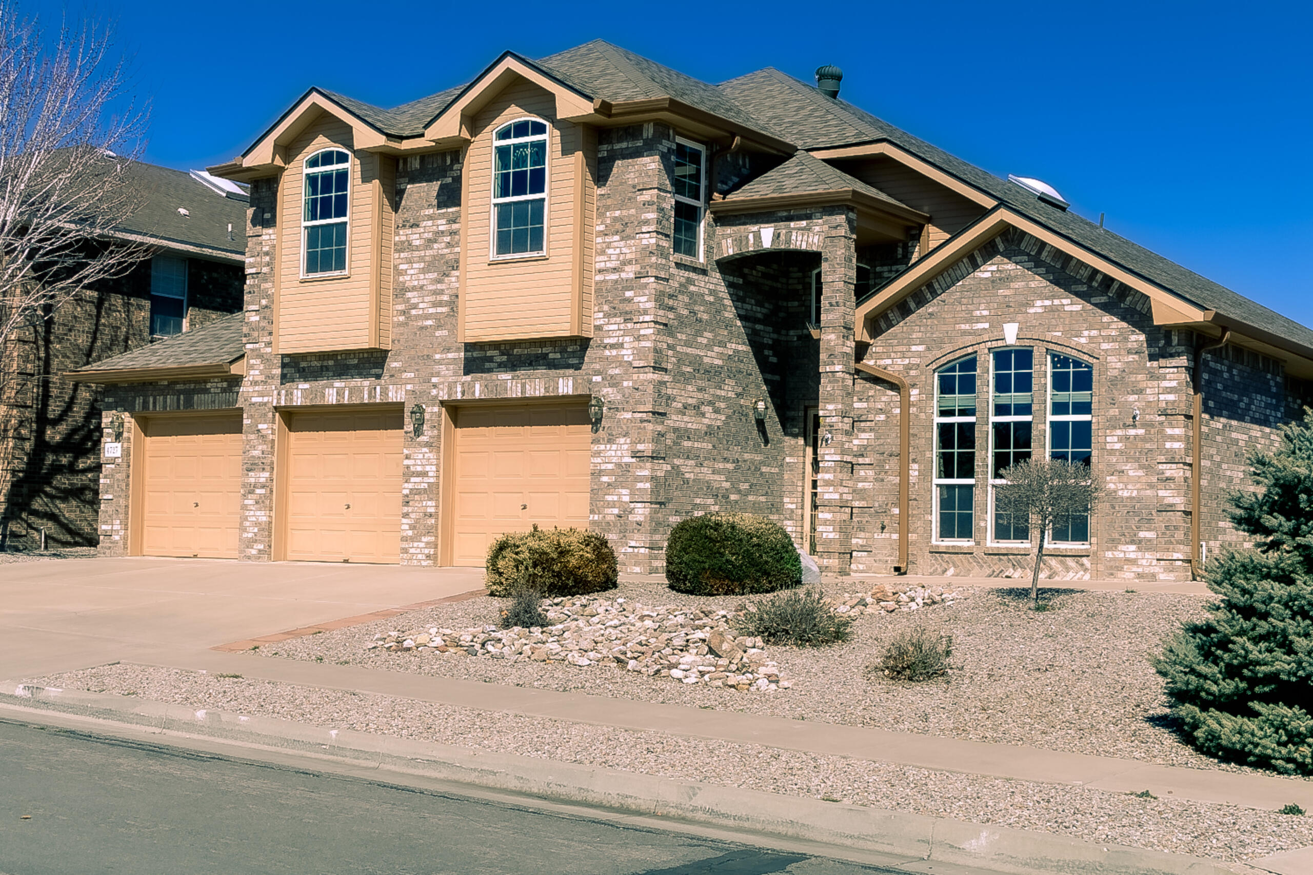 4727 Summerlin Road NW