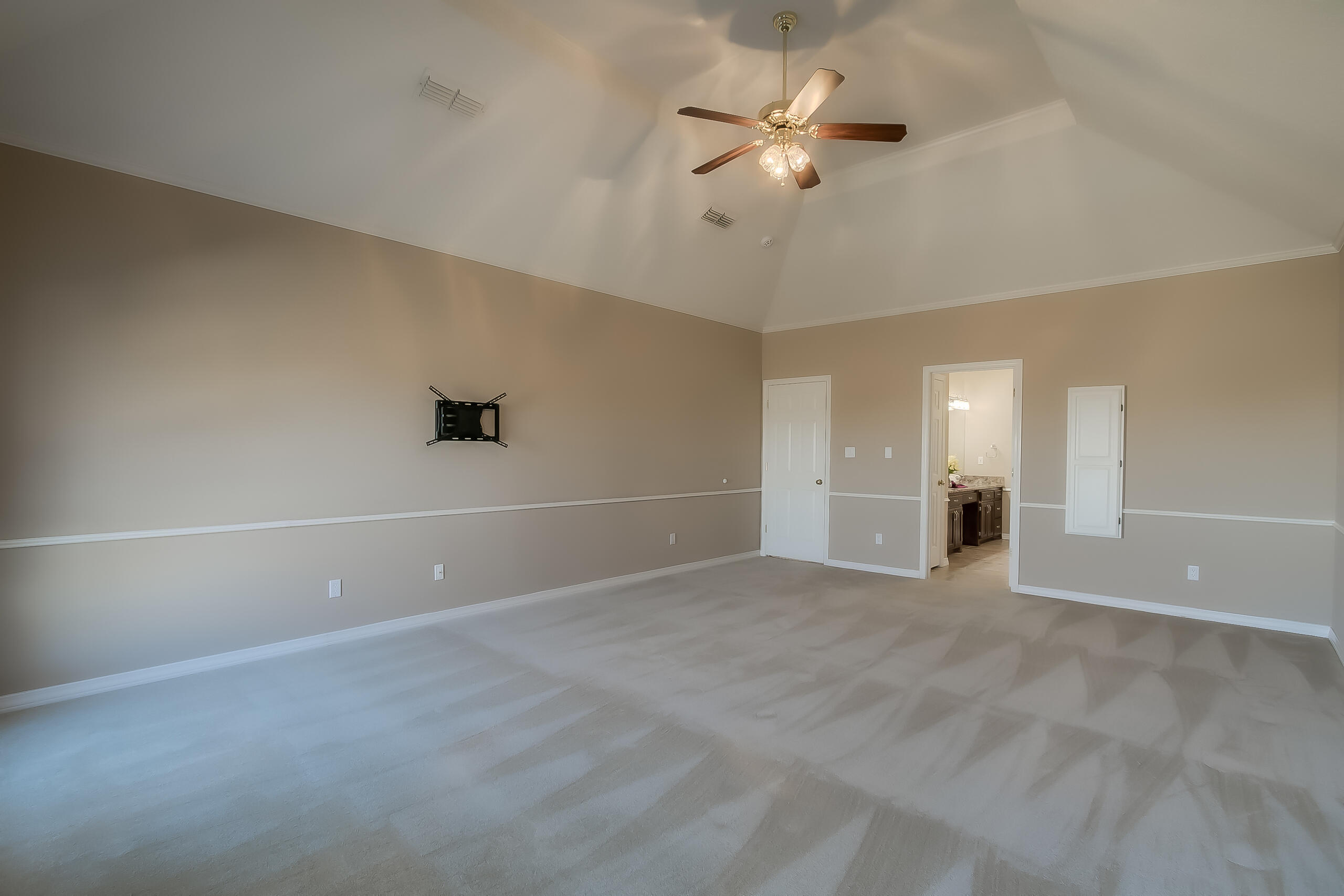 4727 Summerlin Road NW