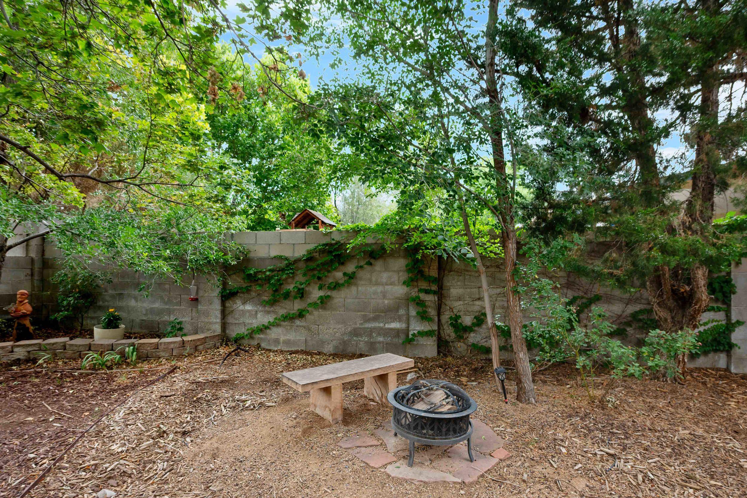 5809 Nugget Avenue NE