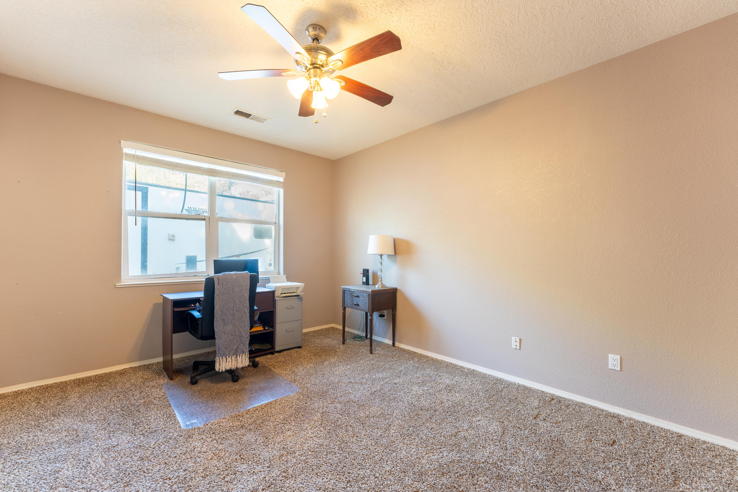 4 DOVE Court