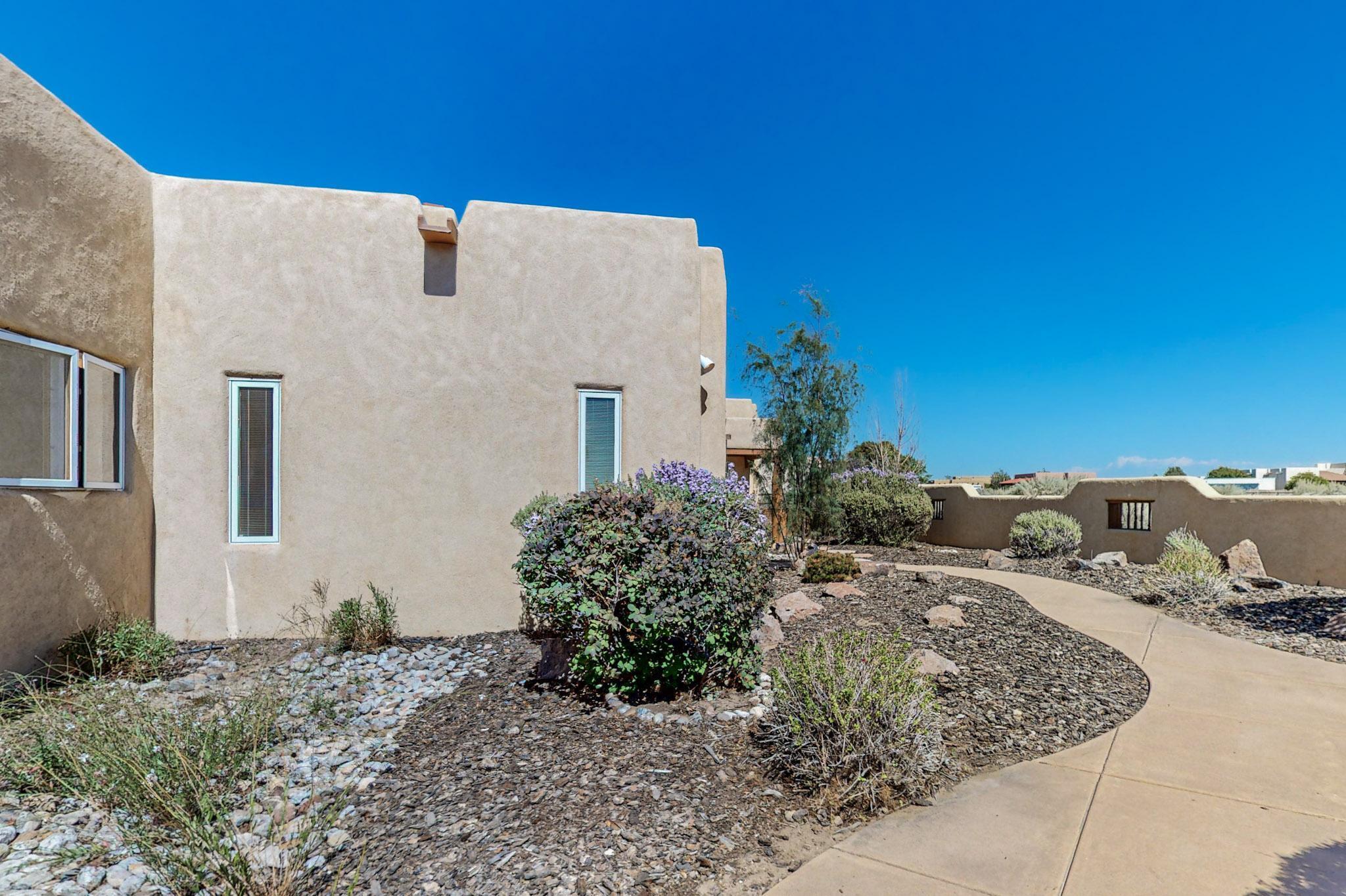 165 SOL DE ORO Court