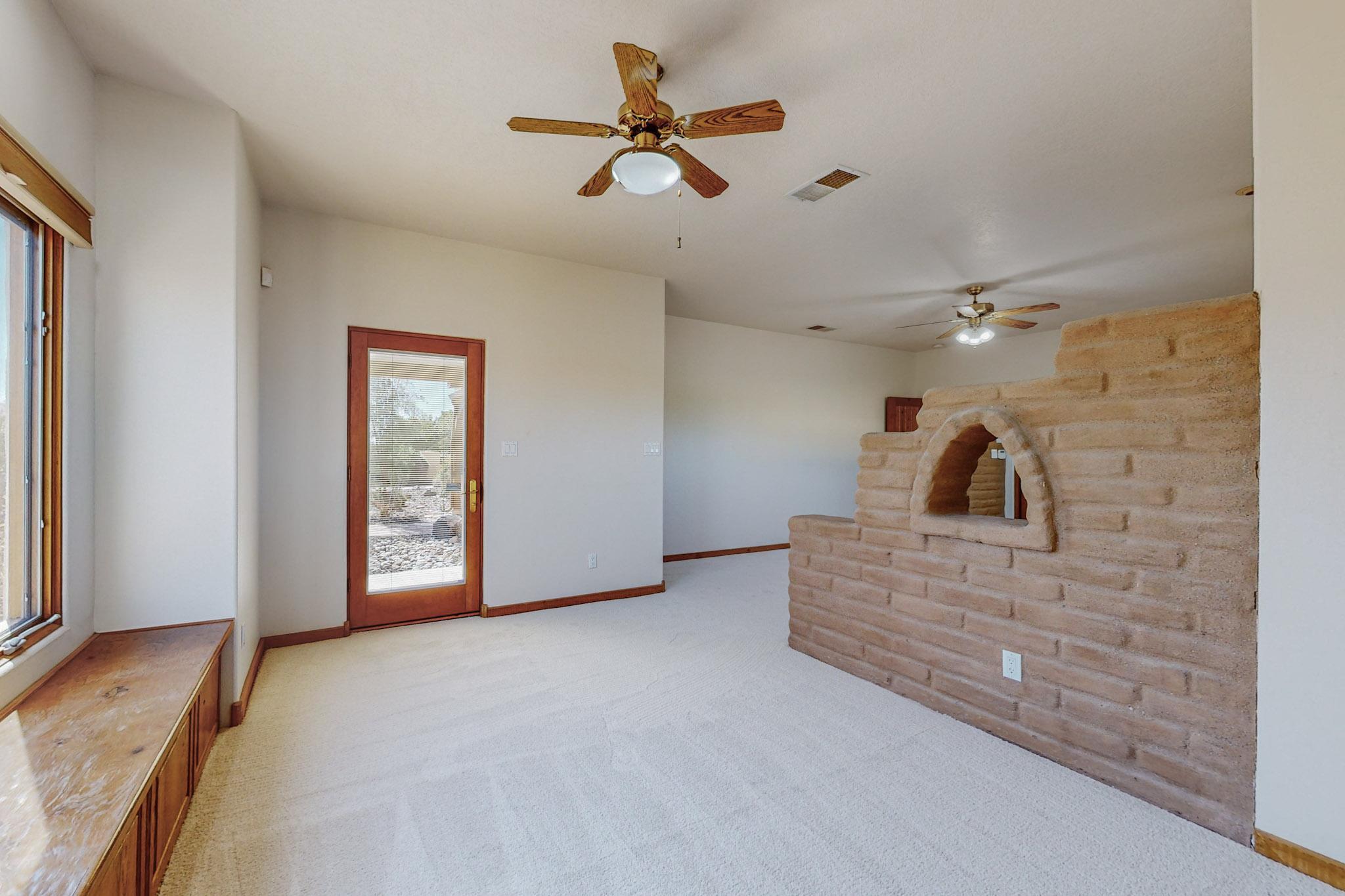 165 SOL DE ORO Court