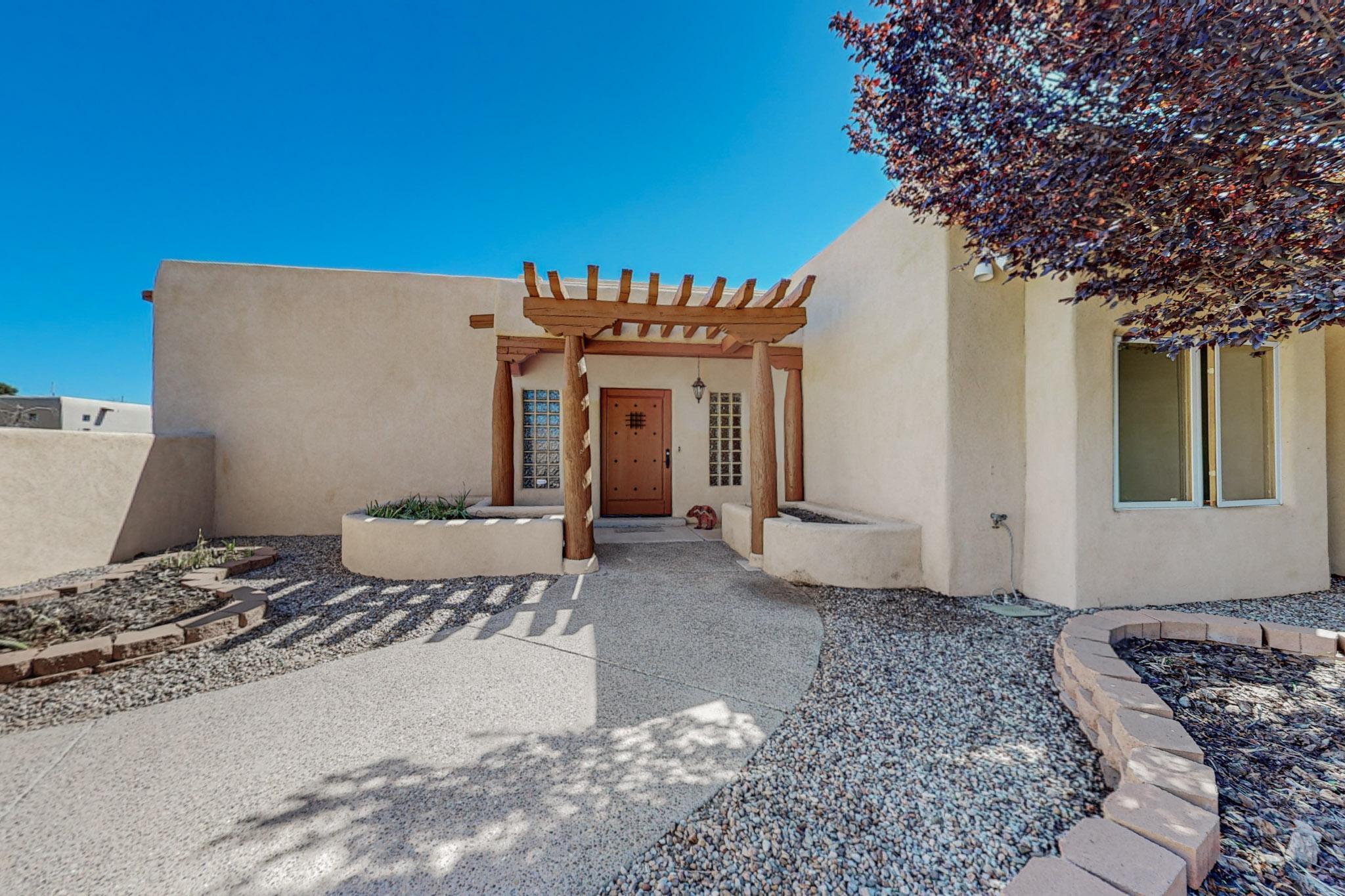 165 SOL DE ORO Court