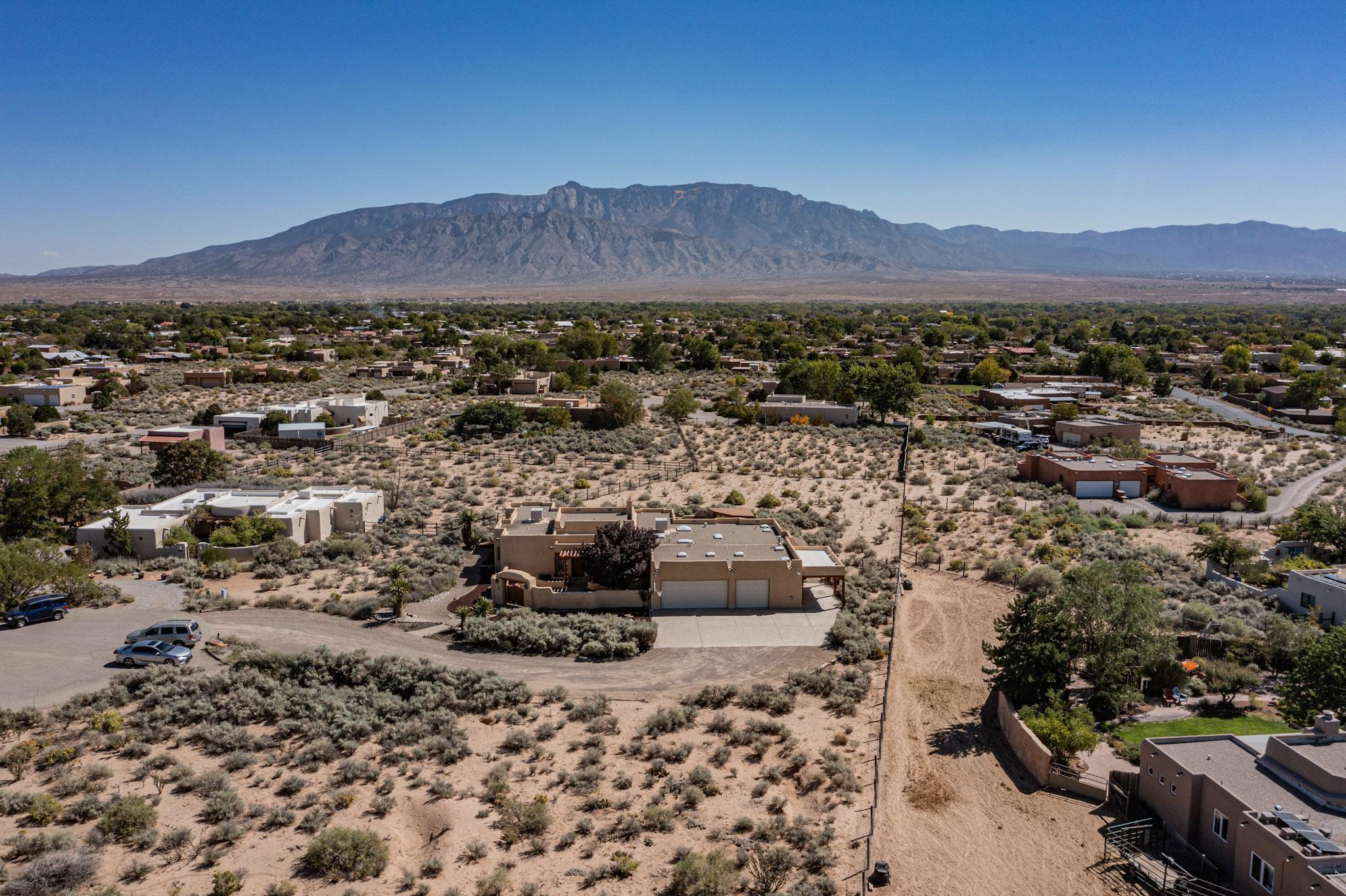 165 SOL DE ORO Court