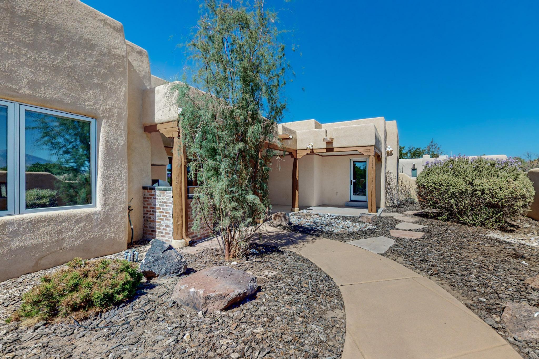 165 SOL DE ORO Court