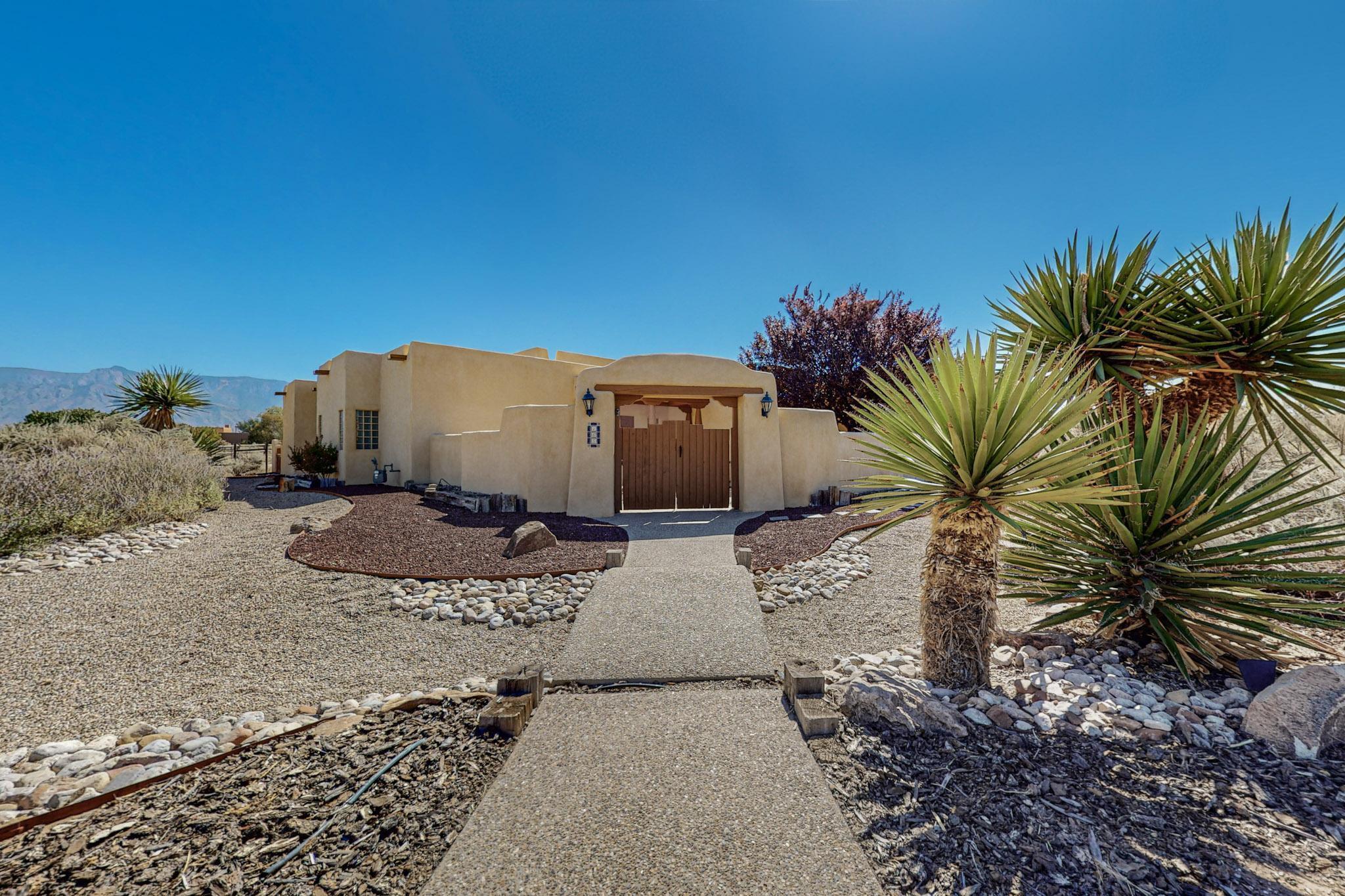 165 SOL DE ORO Court