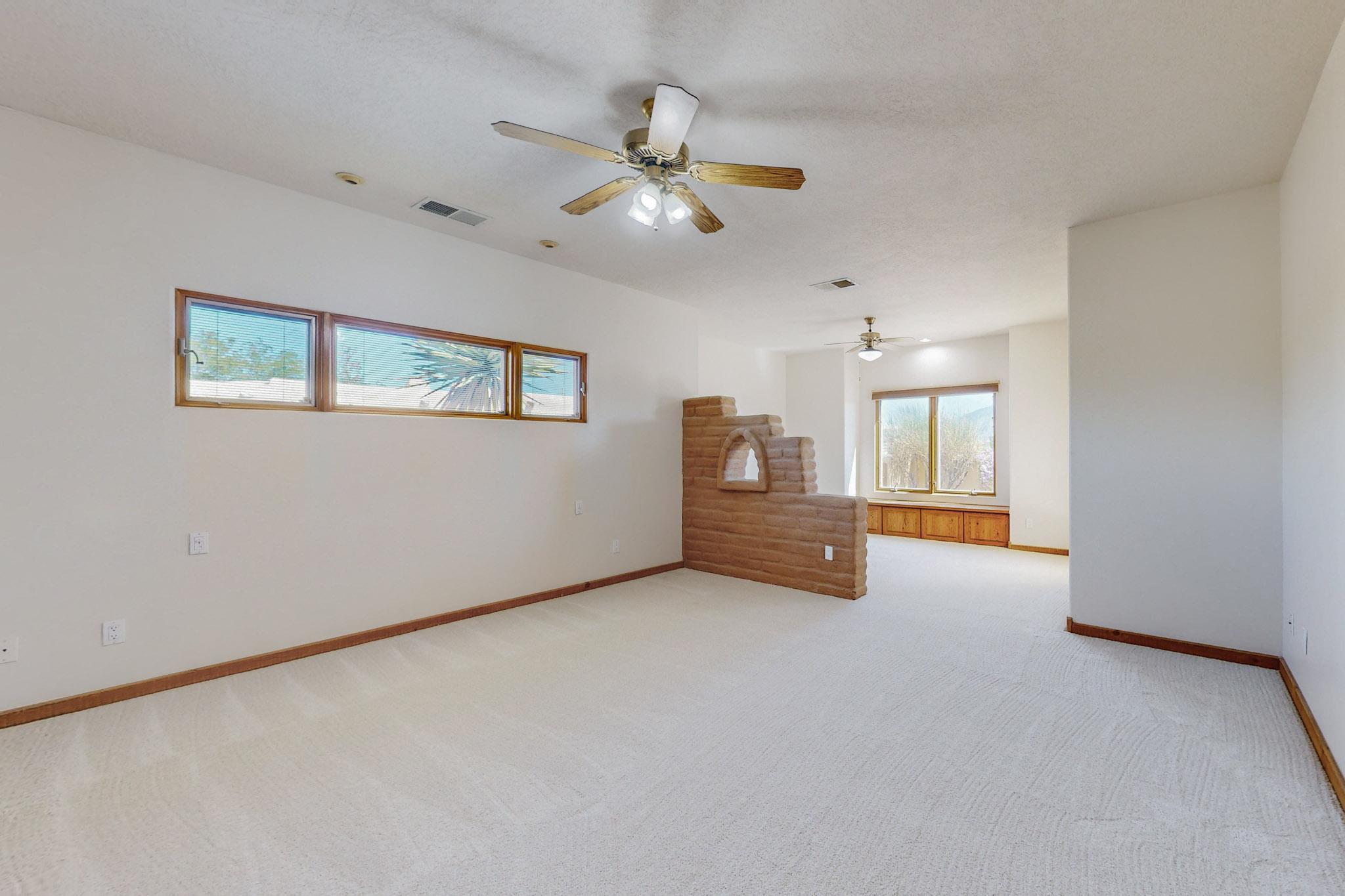 165 SOL DE ORO Court