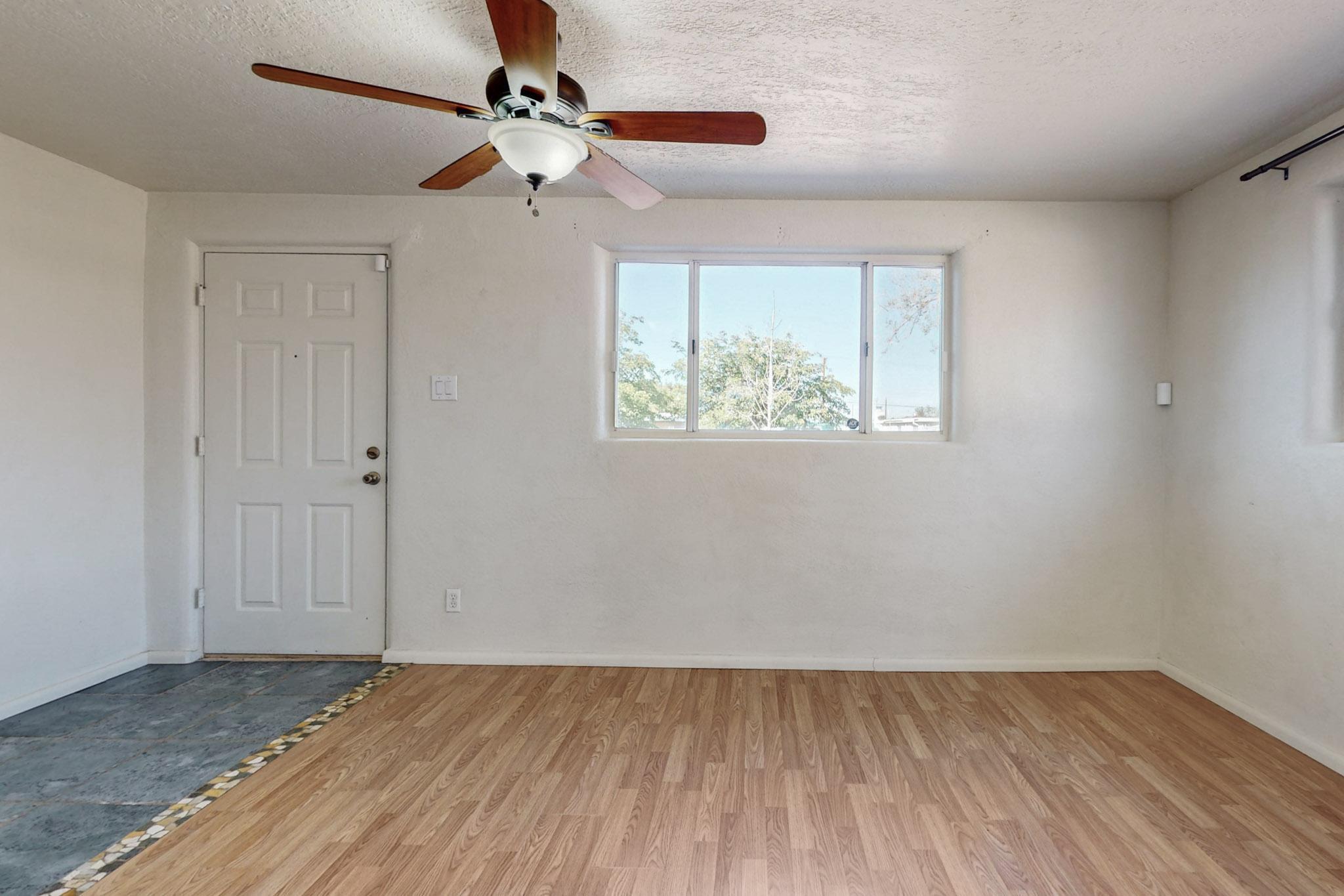 2824 SOLANO Drive NE