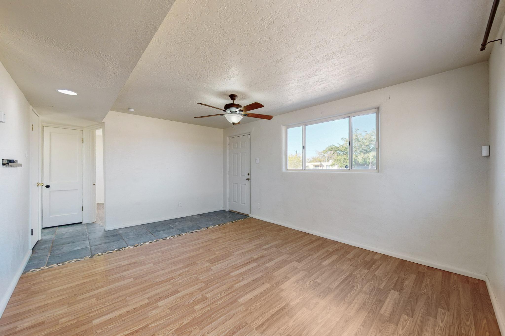 2824 SOLANO Drive NE