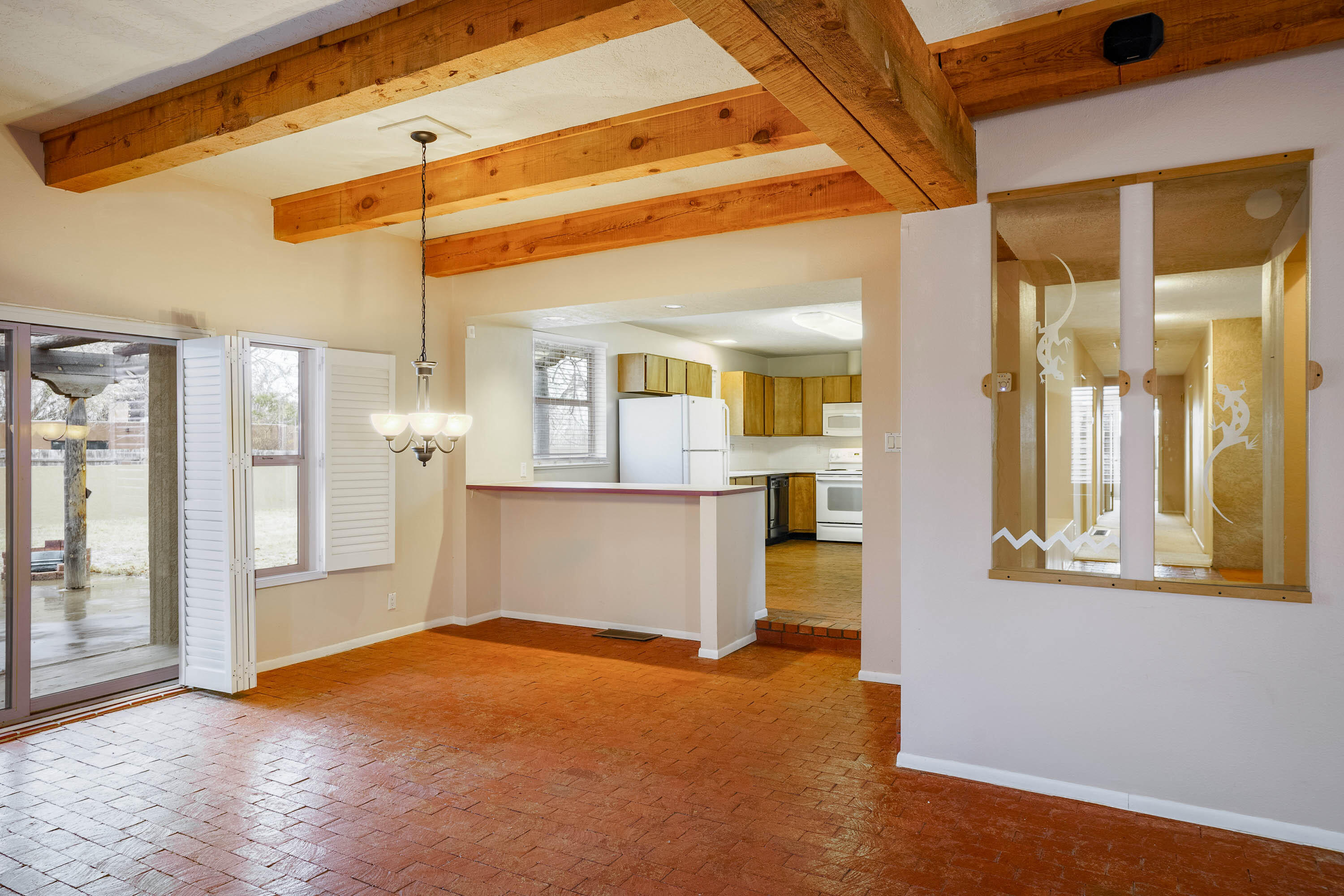 1127 CAMINO HERMOSA