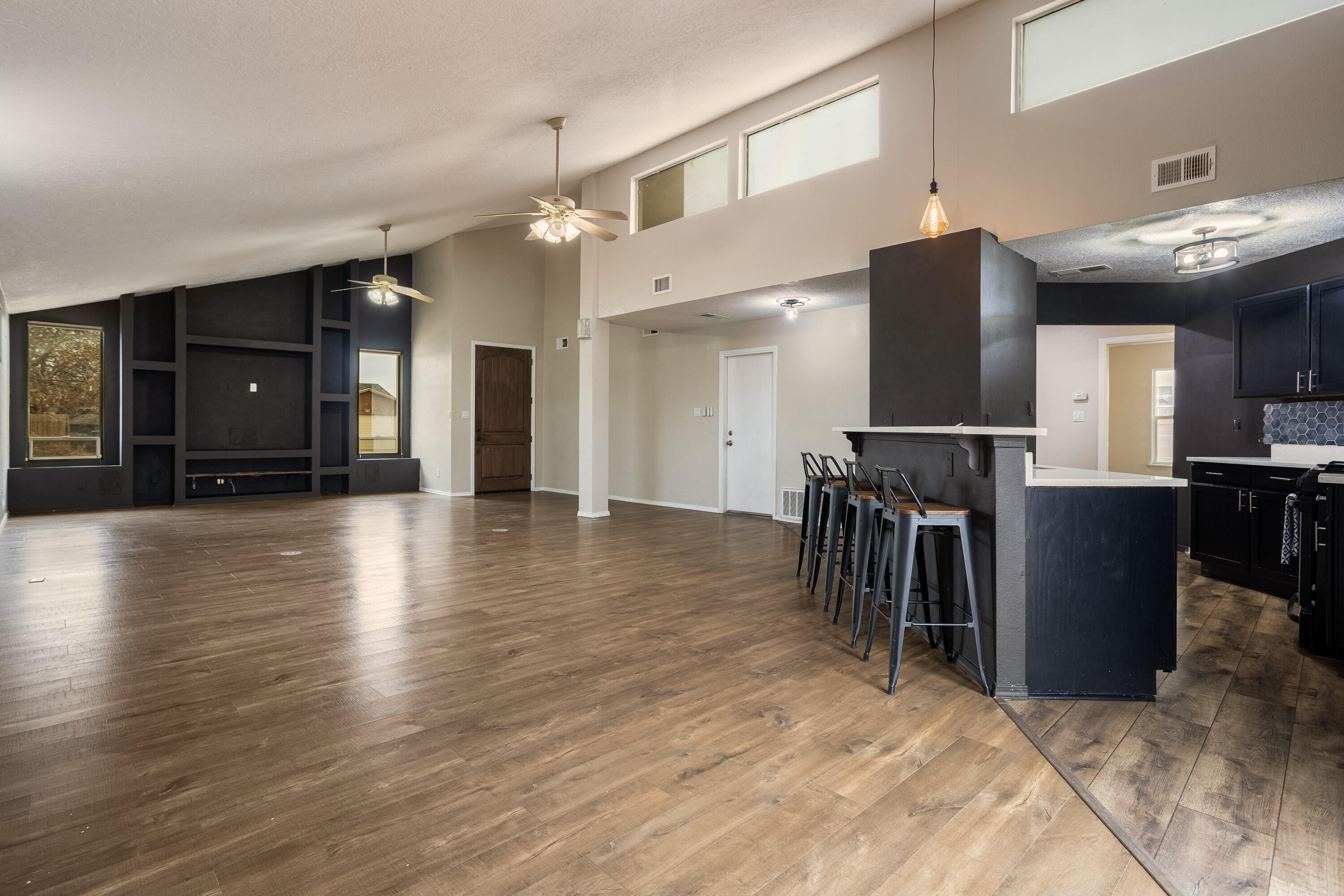 6317 KEARNEY Trail NW