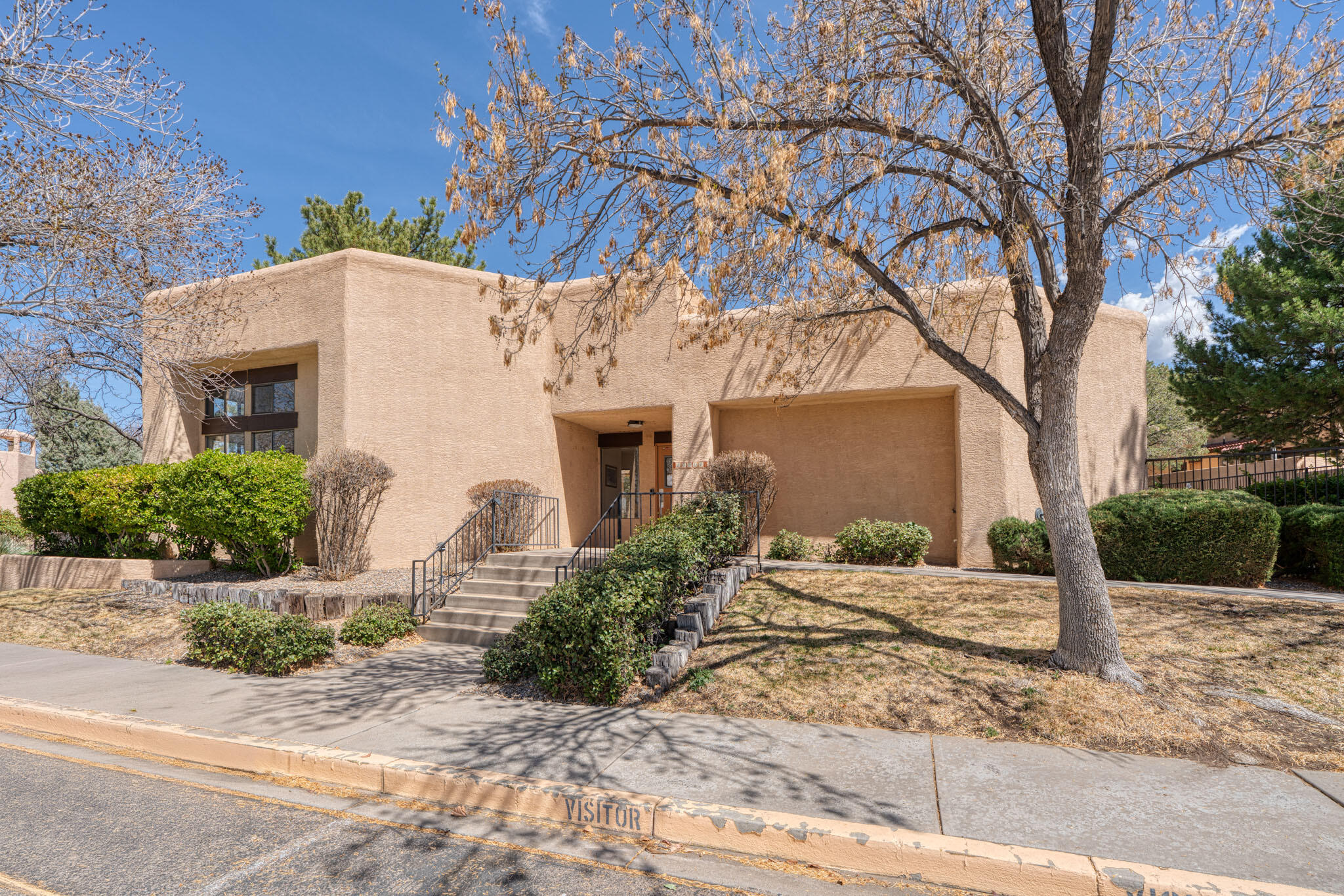 10279 LAS CASITAS Court NE