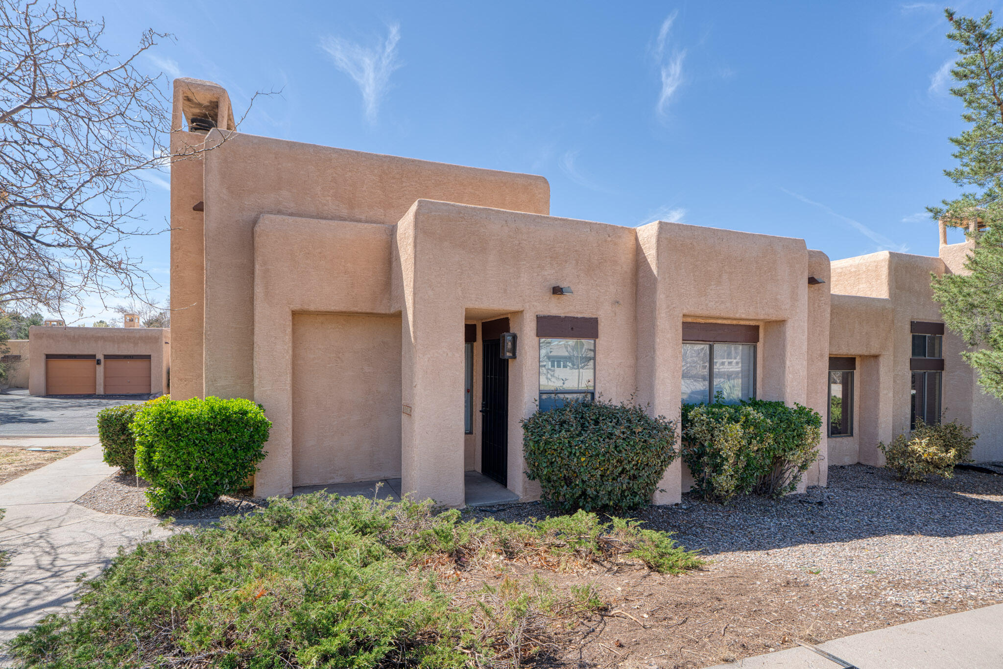 10279 LAS CASITAS Court NE