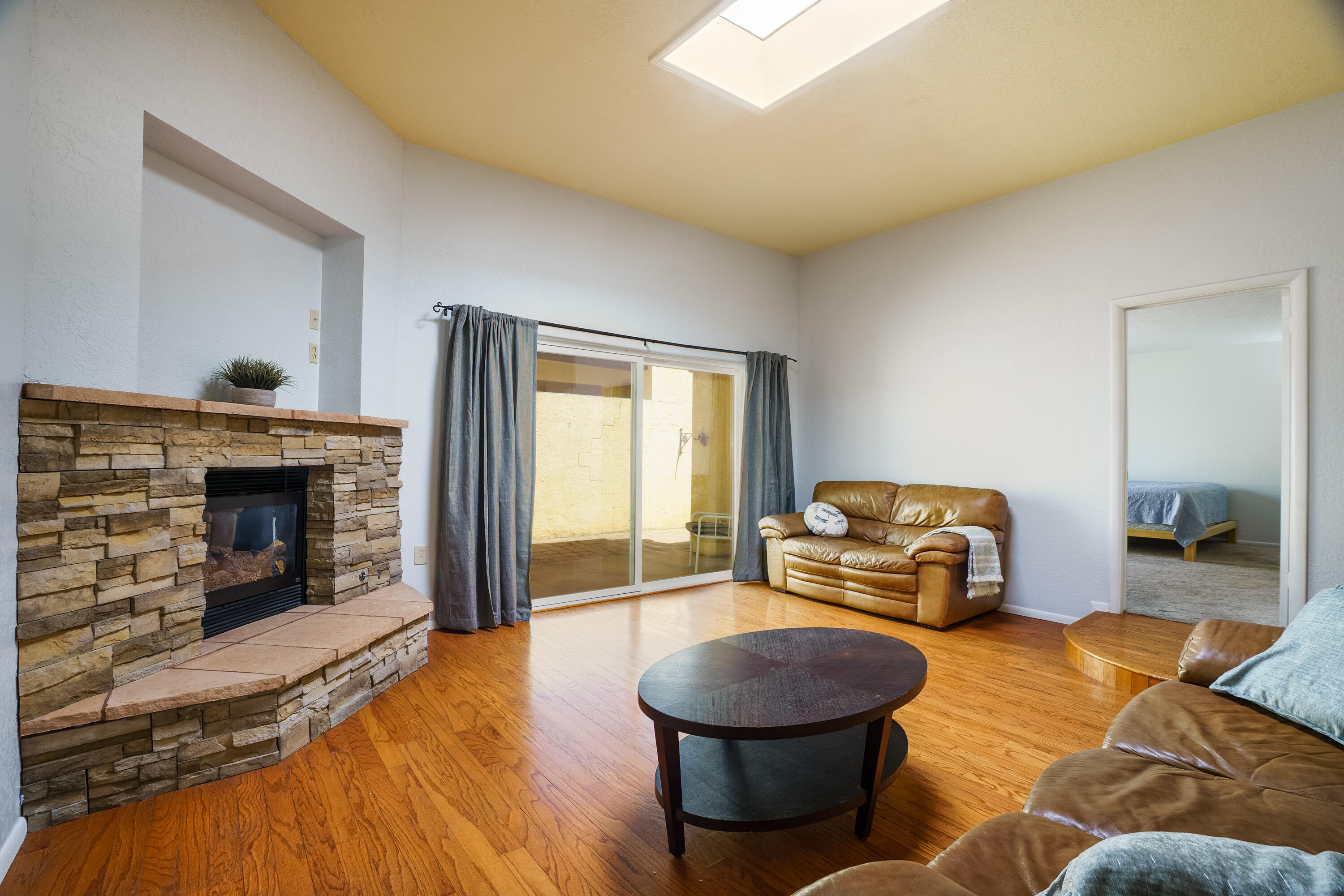 4725 SAN PEDRO Drive NE 28