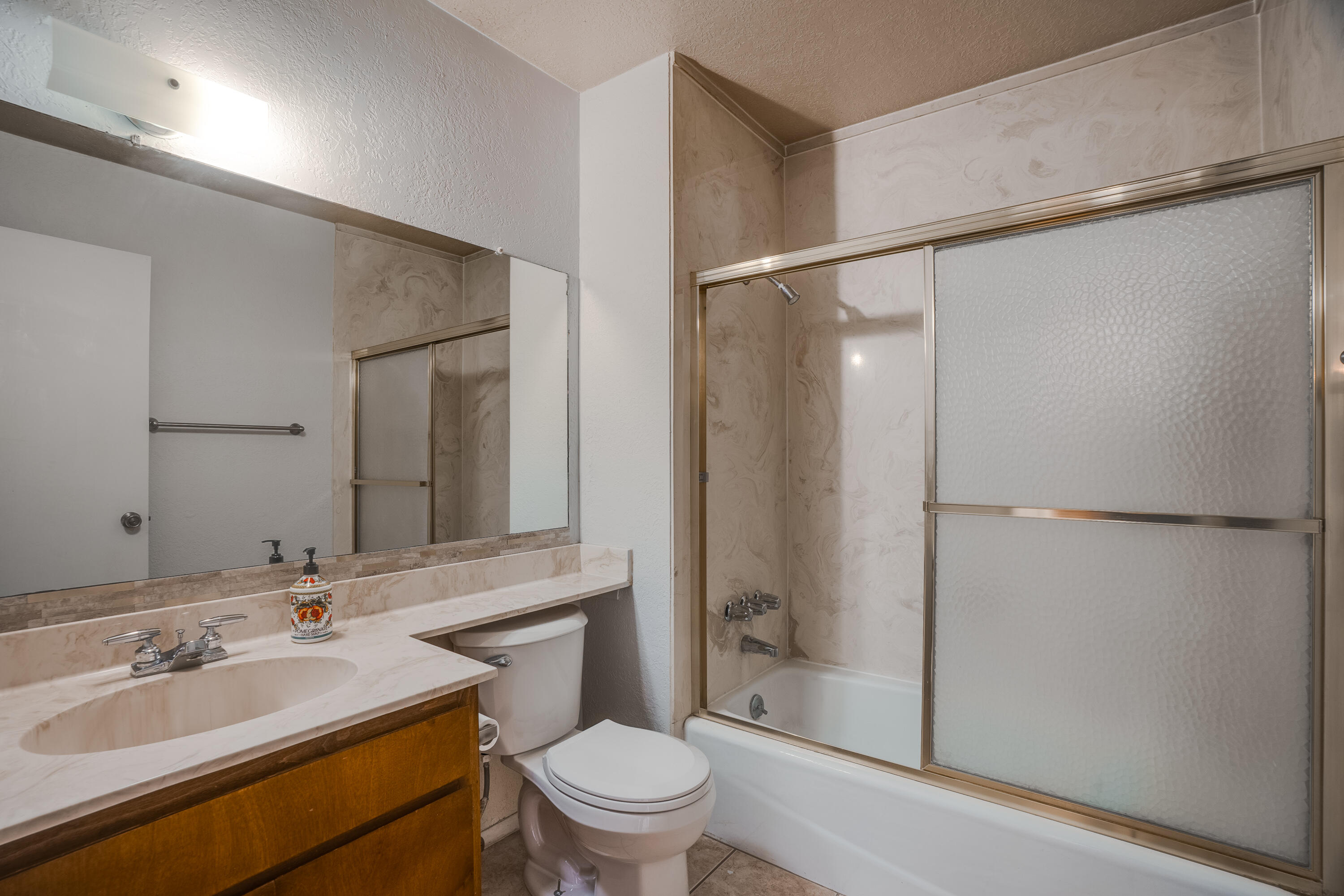 4725 SAN PEDRO Drive NE 28