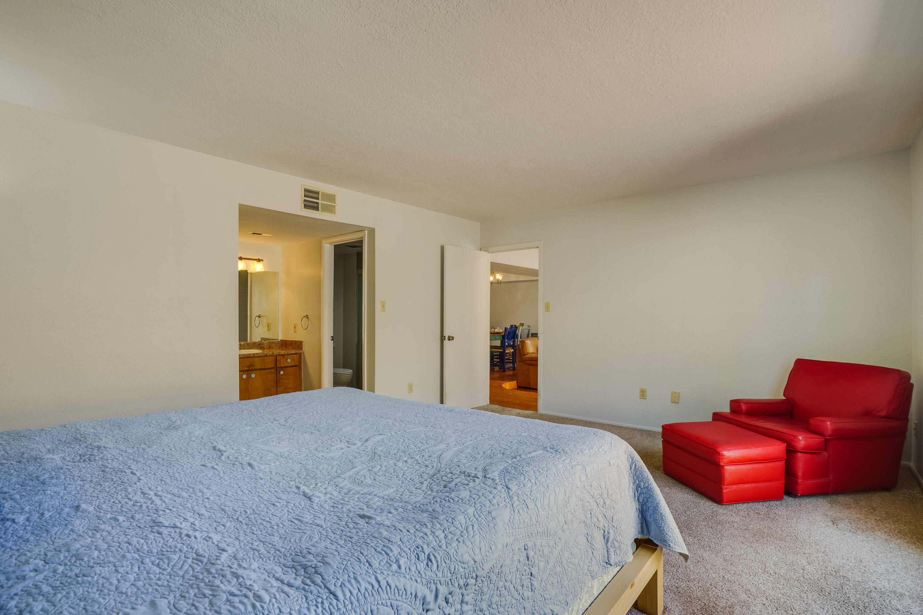 4725 SAN PEDRO Drive NE 28