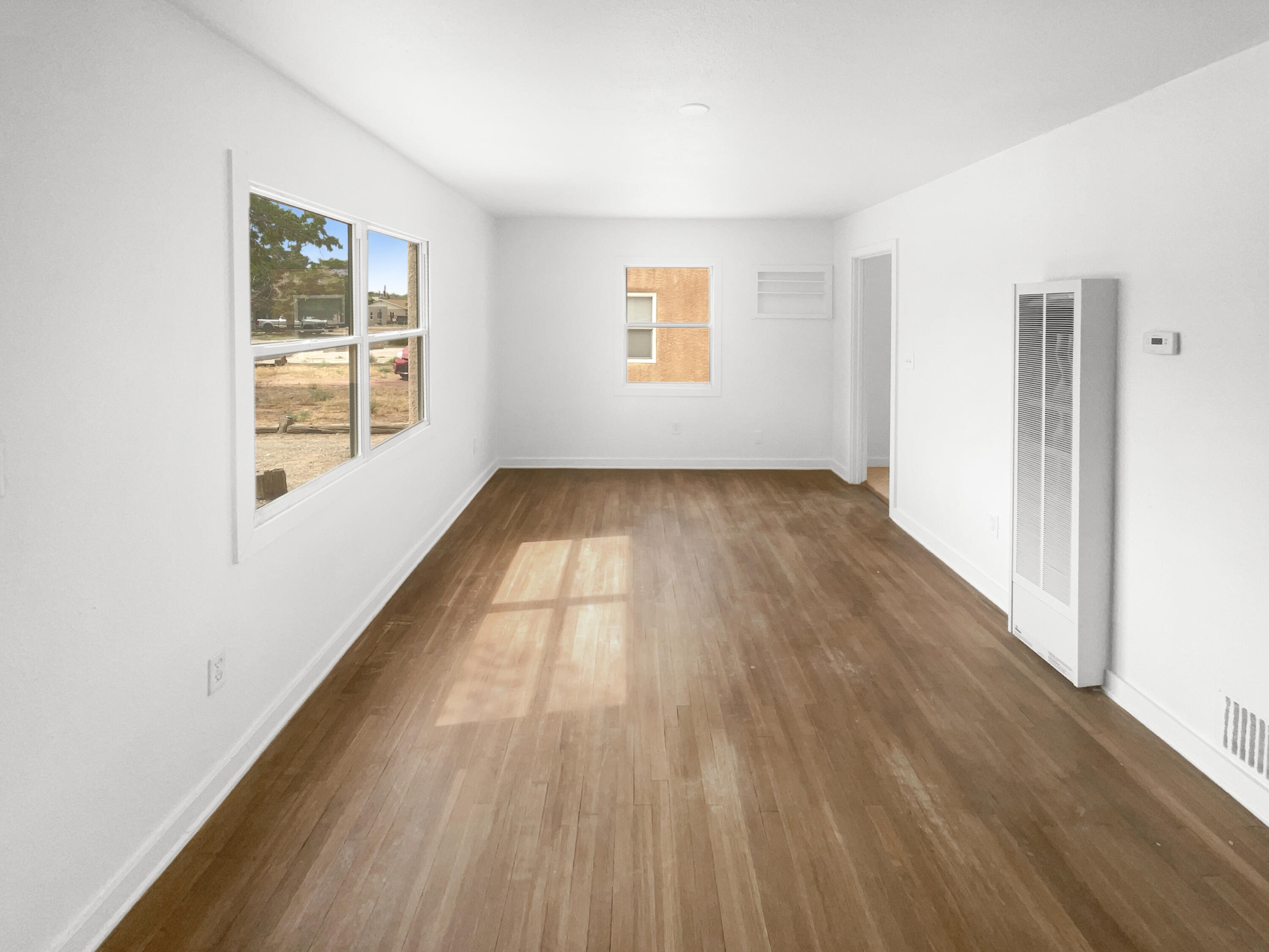 930 MADEIRA Drive SE