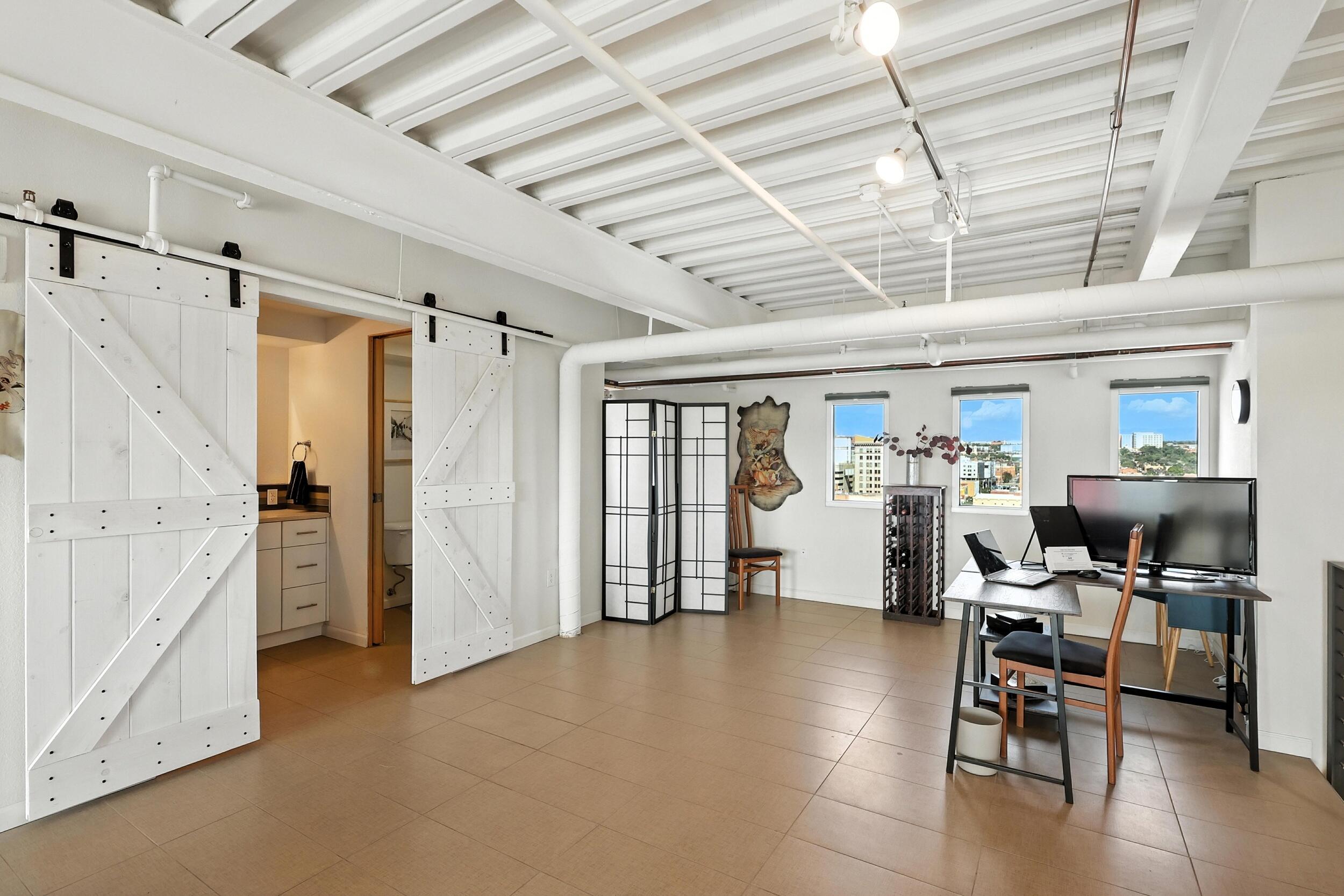 524 CENTRAL Avenue SW #803