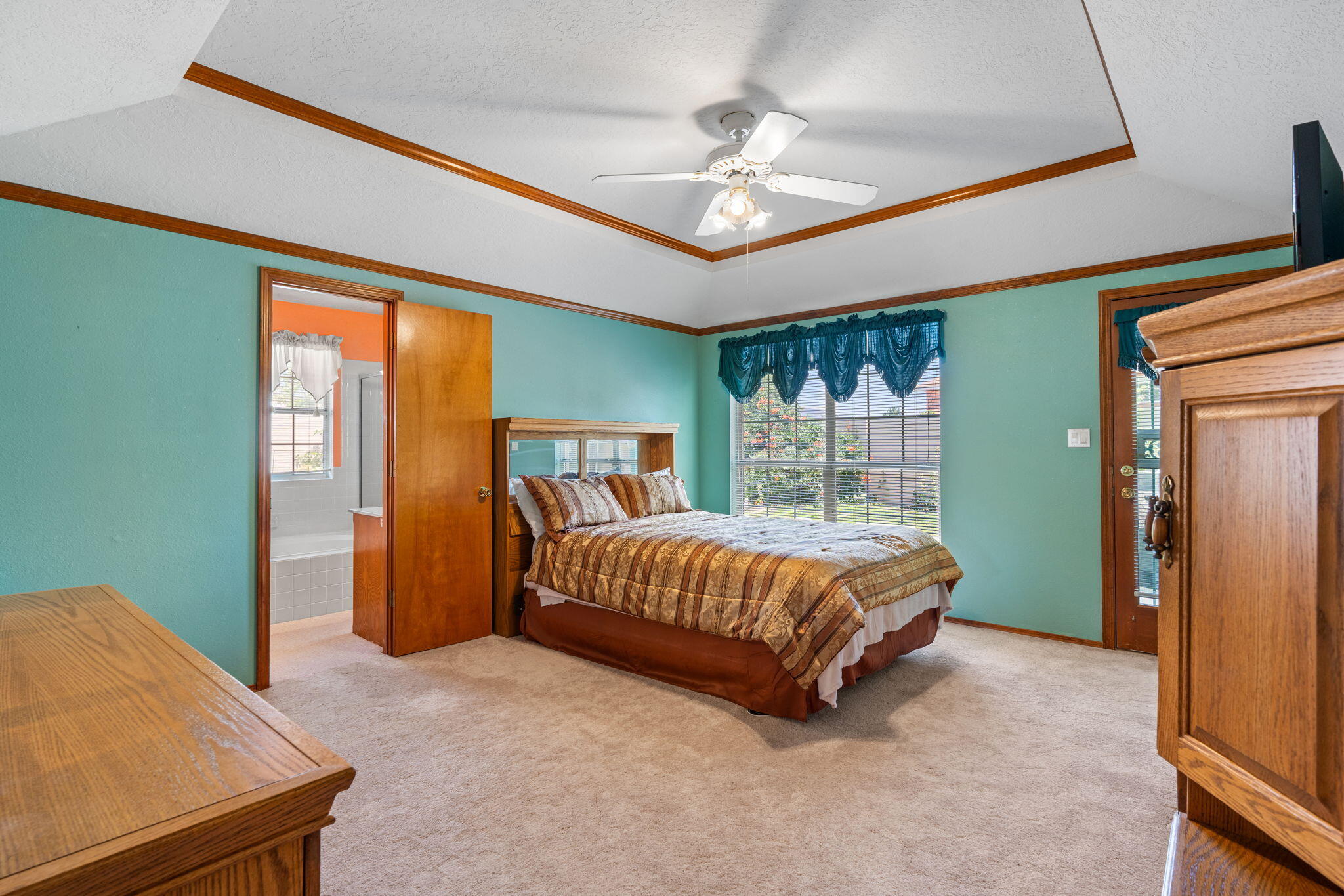 5016 SUMMERSVILLE Drive NW