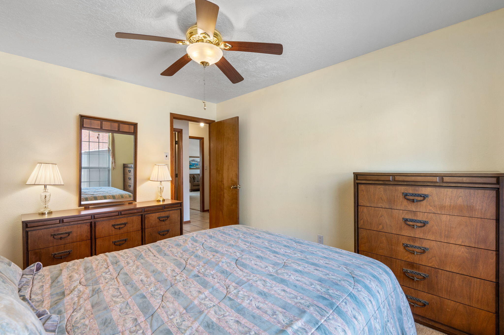 5016 SUMMERSVILLE Drive NW