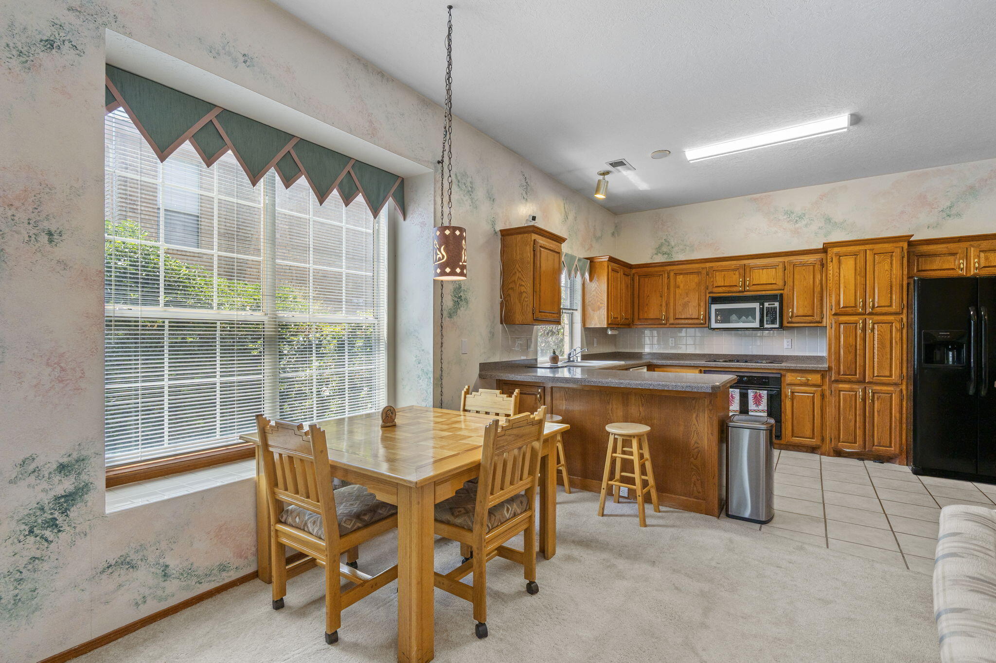 5016 SUMMERSVILLE Drive NW