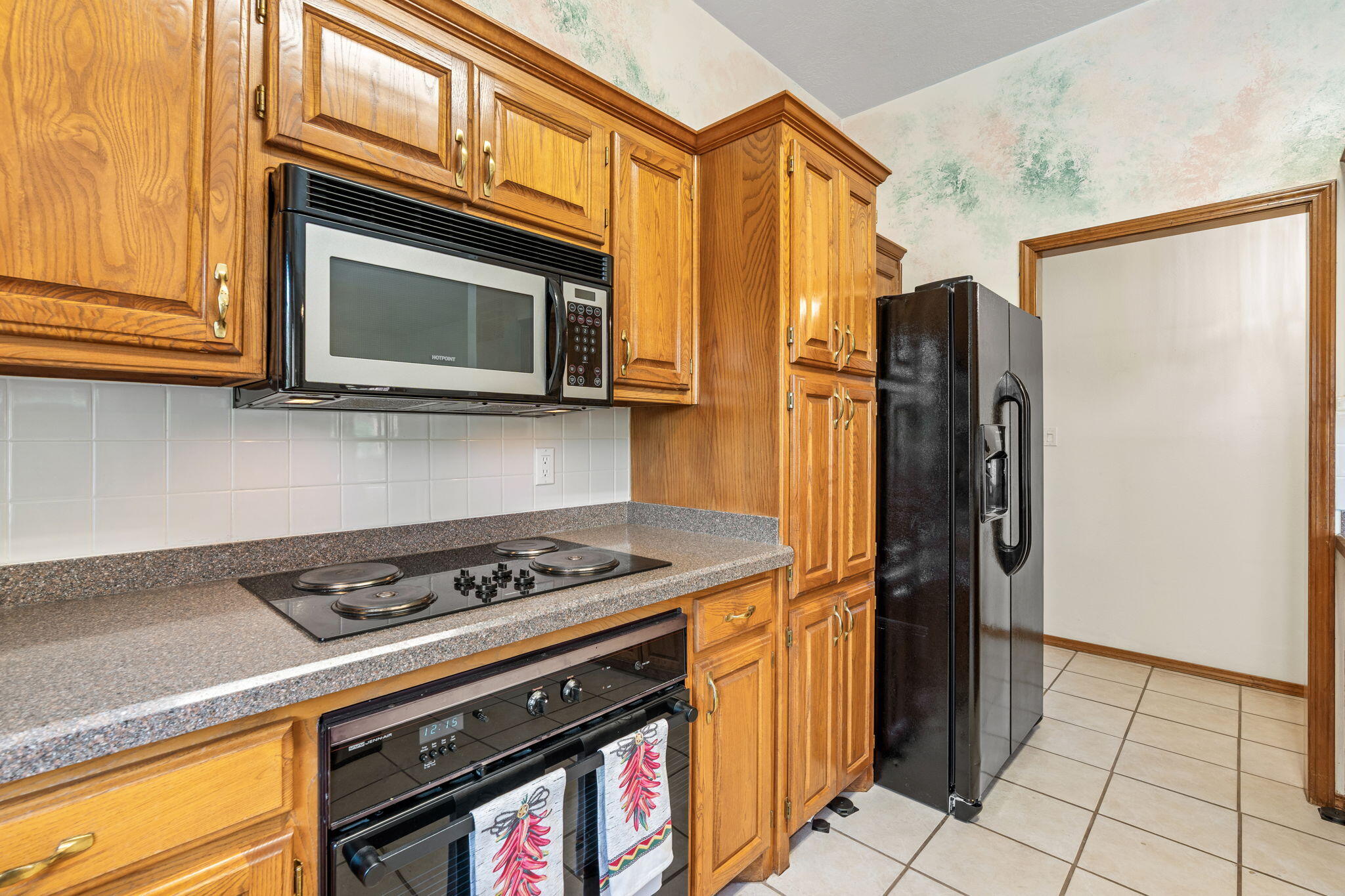 5016 SUMMERSVILLE Drive NW