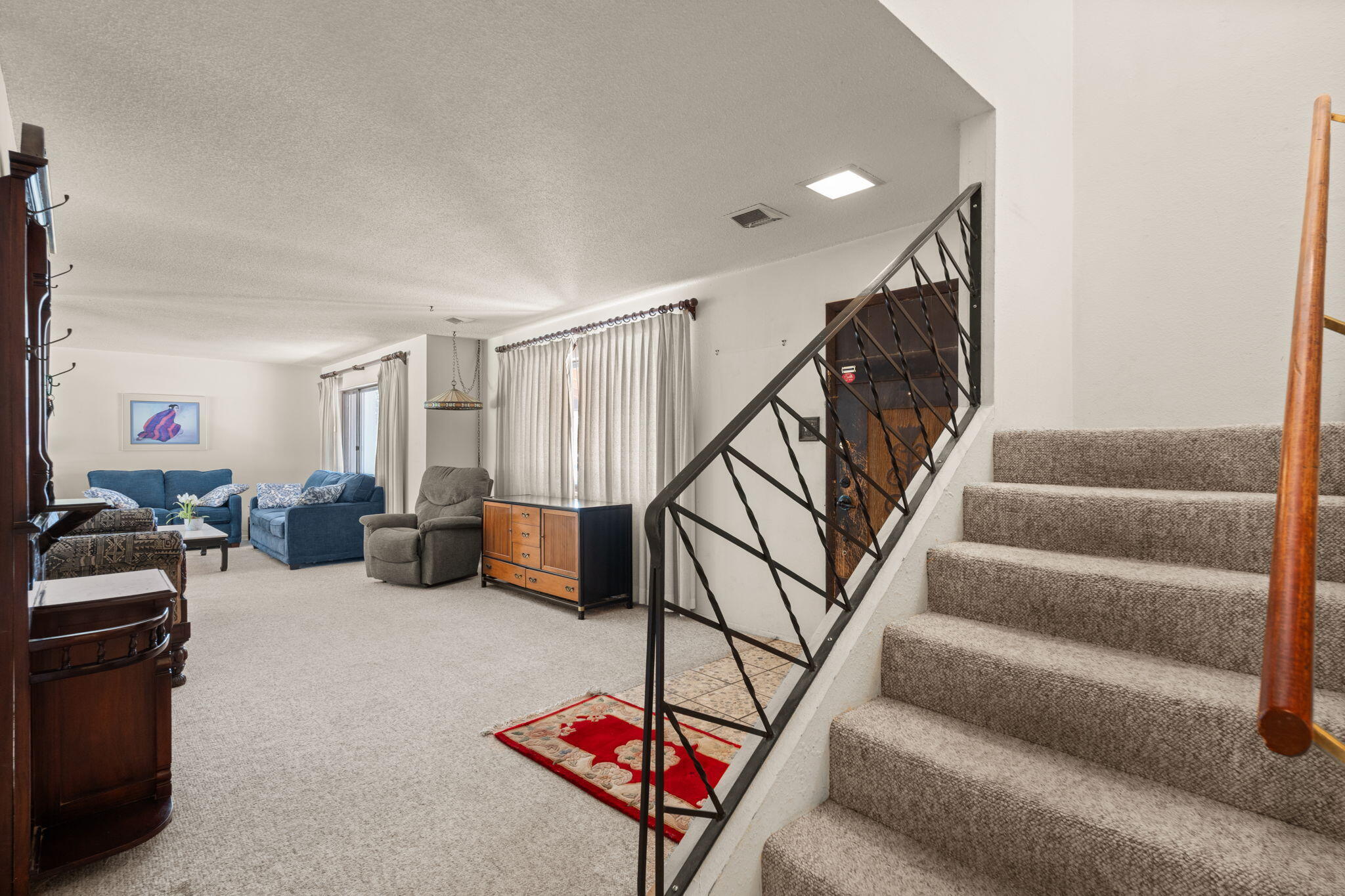 631 CAMINO DEL BOSQUE NW