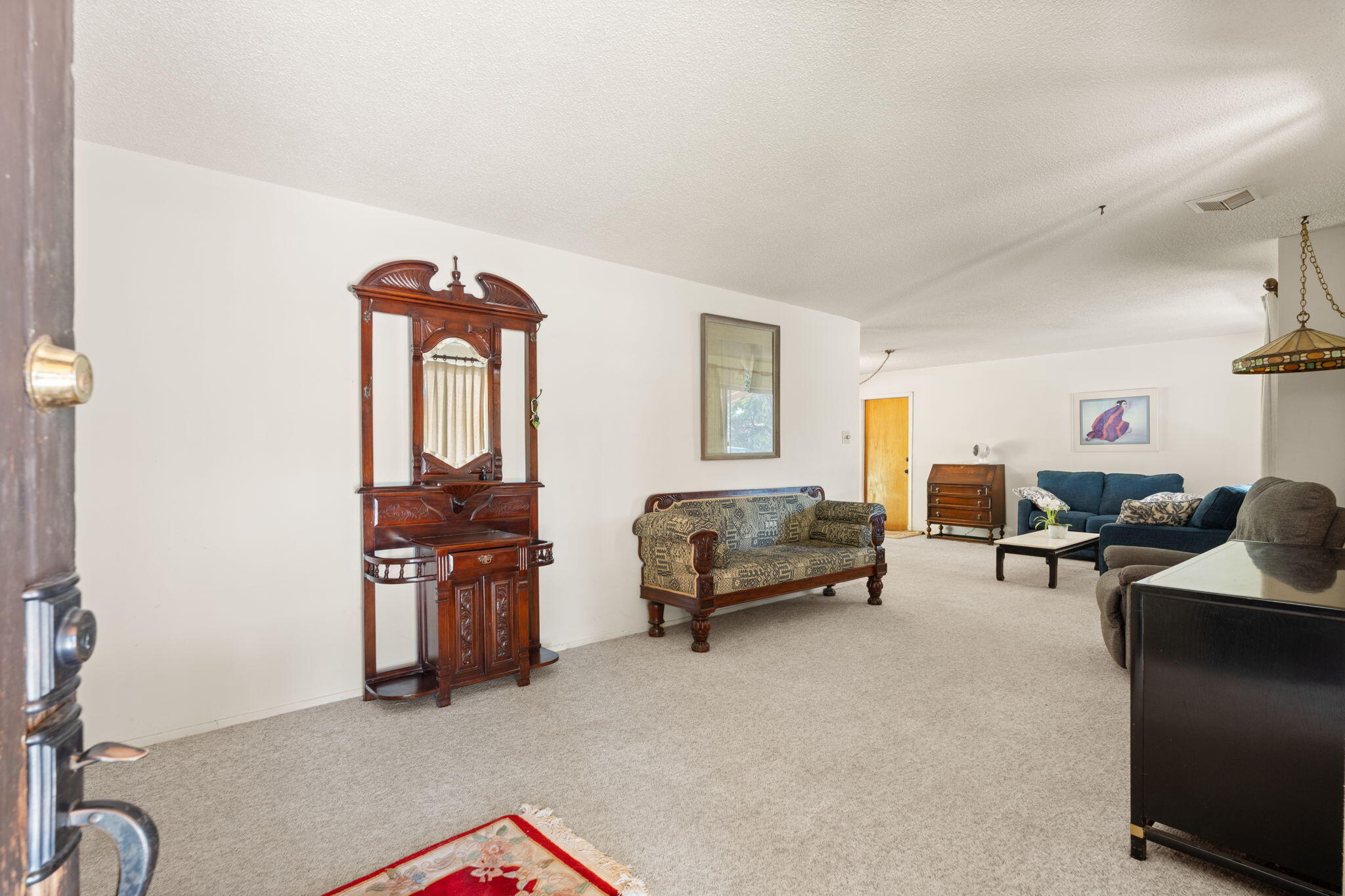 631 CAMINO DEL BOSQUE NW