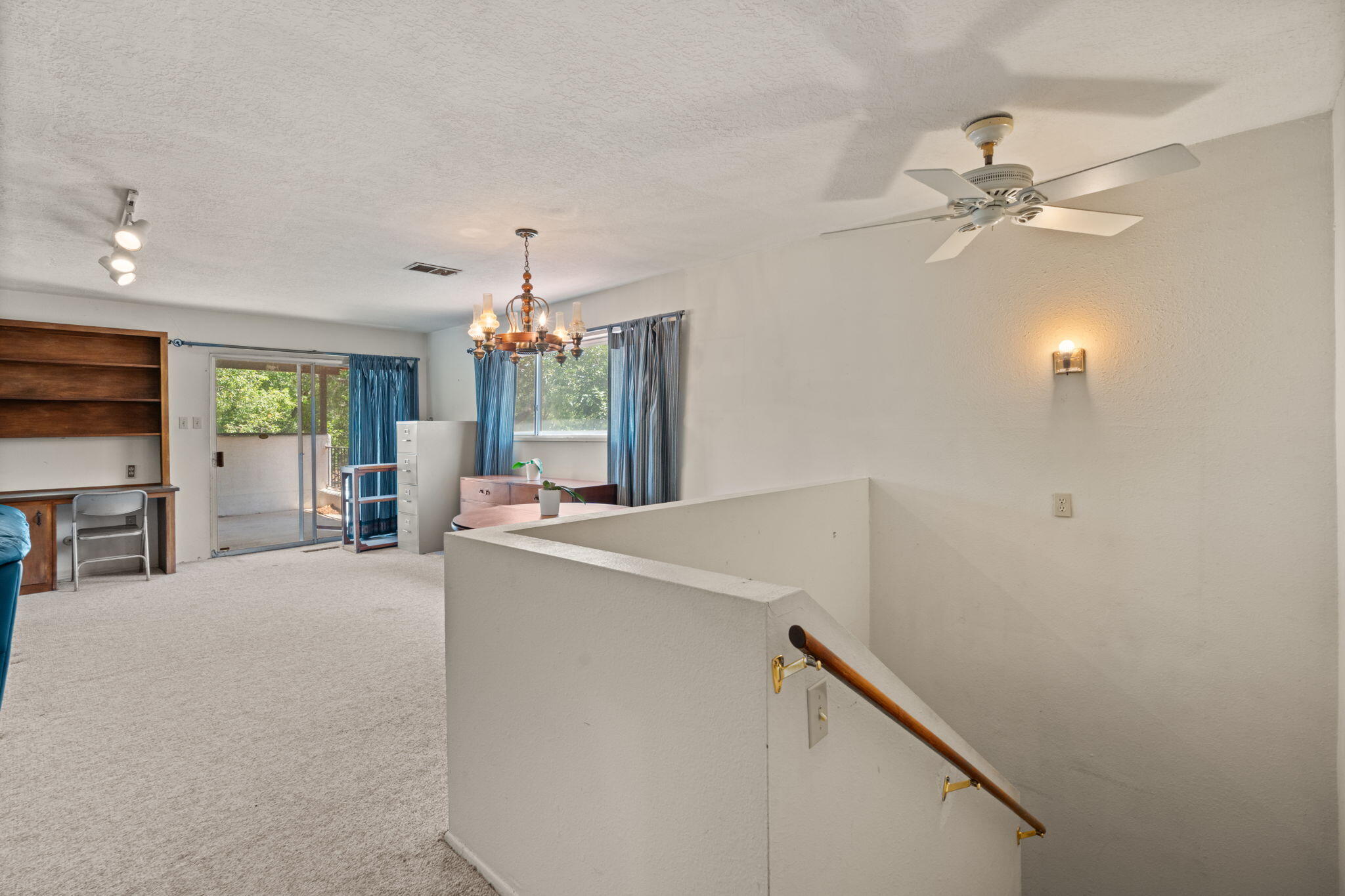 631 CAMINO DEL BOSQUE NW