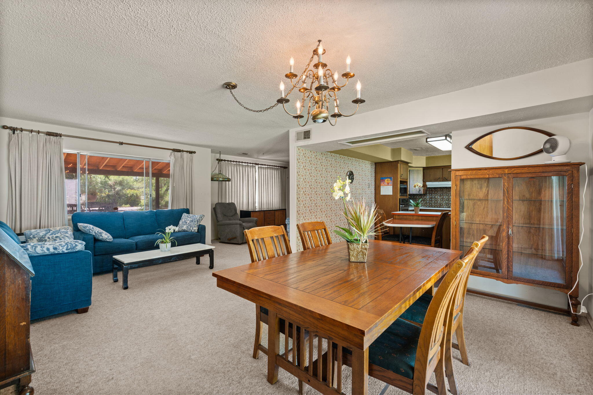 631 CAMINO DEL BOSQUE NW