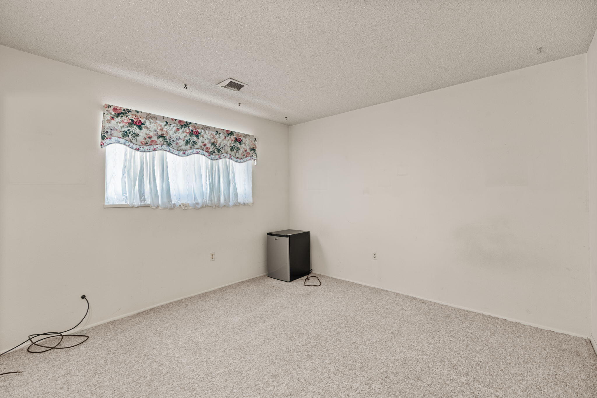 631 CAMINO DEL BOSQUE NW