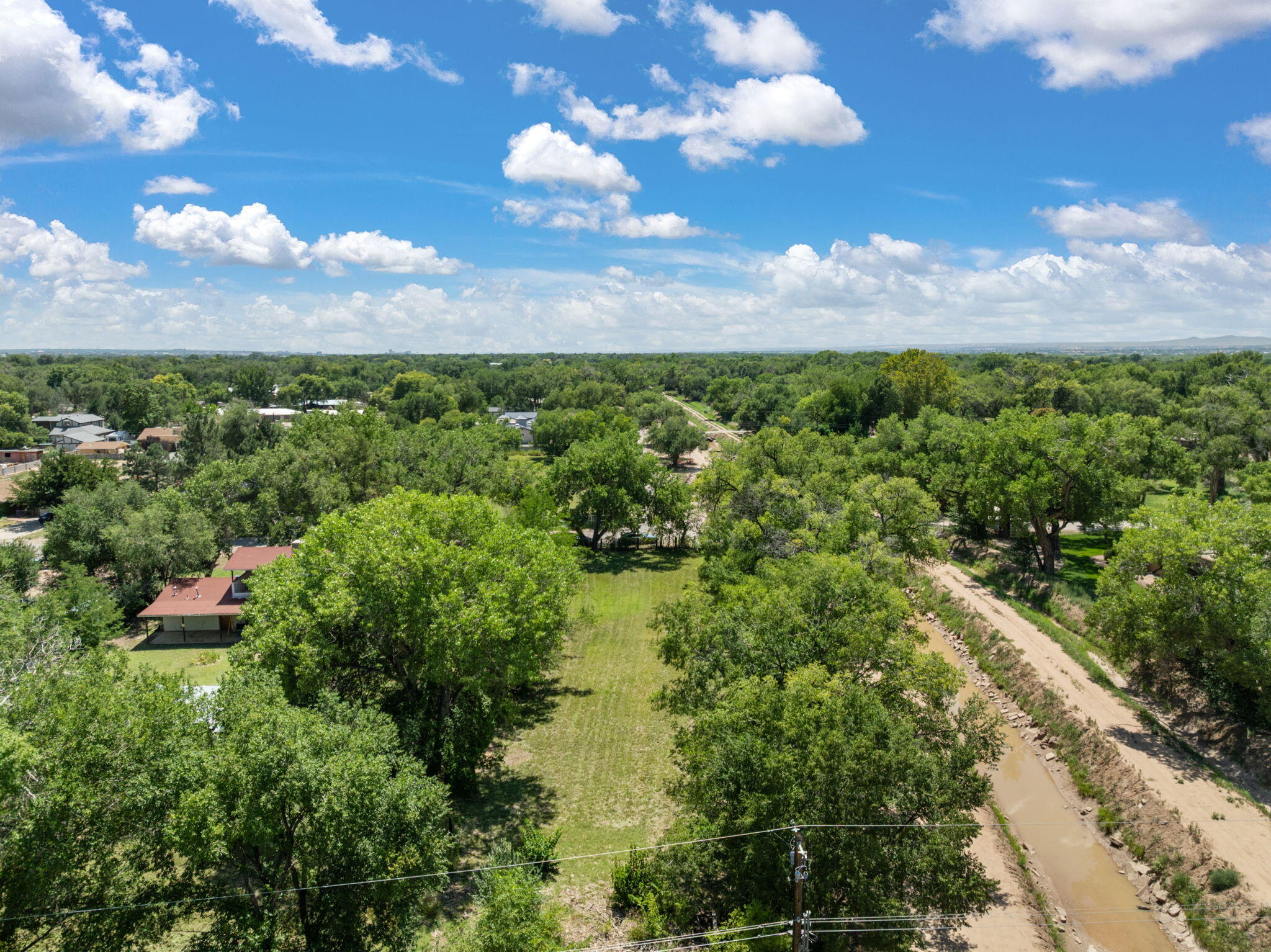 631 CAMINO DEL BOSQUE NW