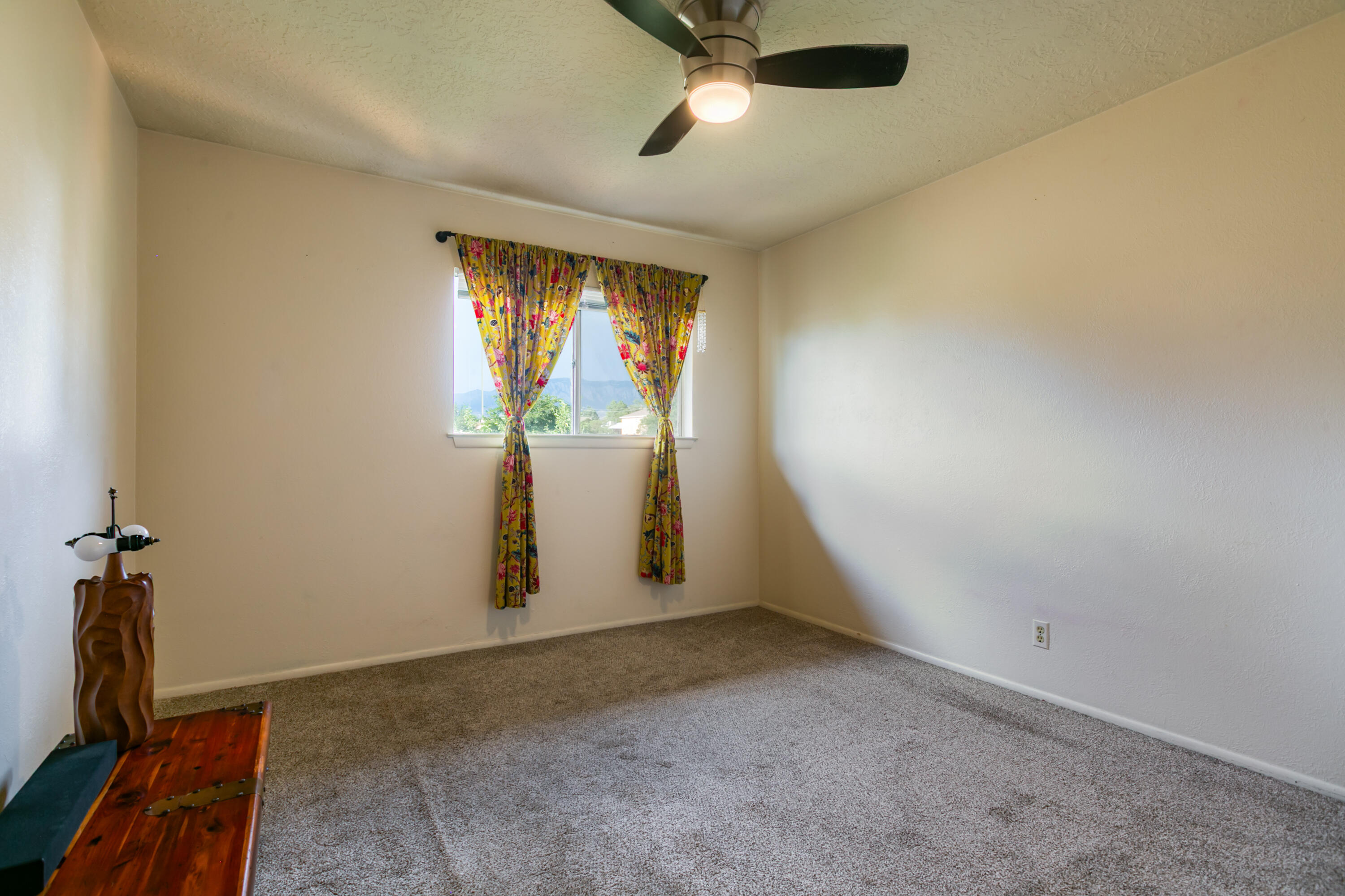 1121 CHELWOOD PARK Boulevard NE