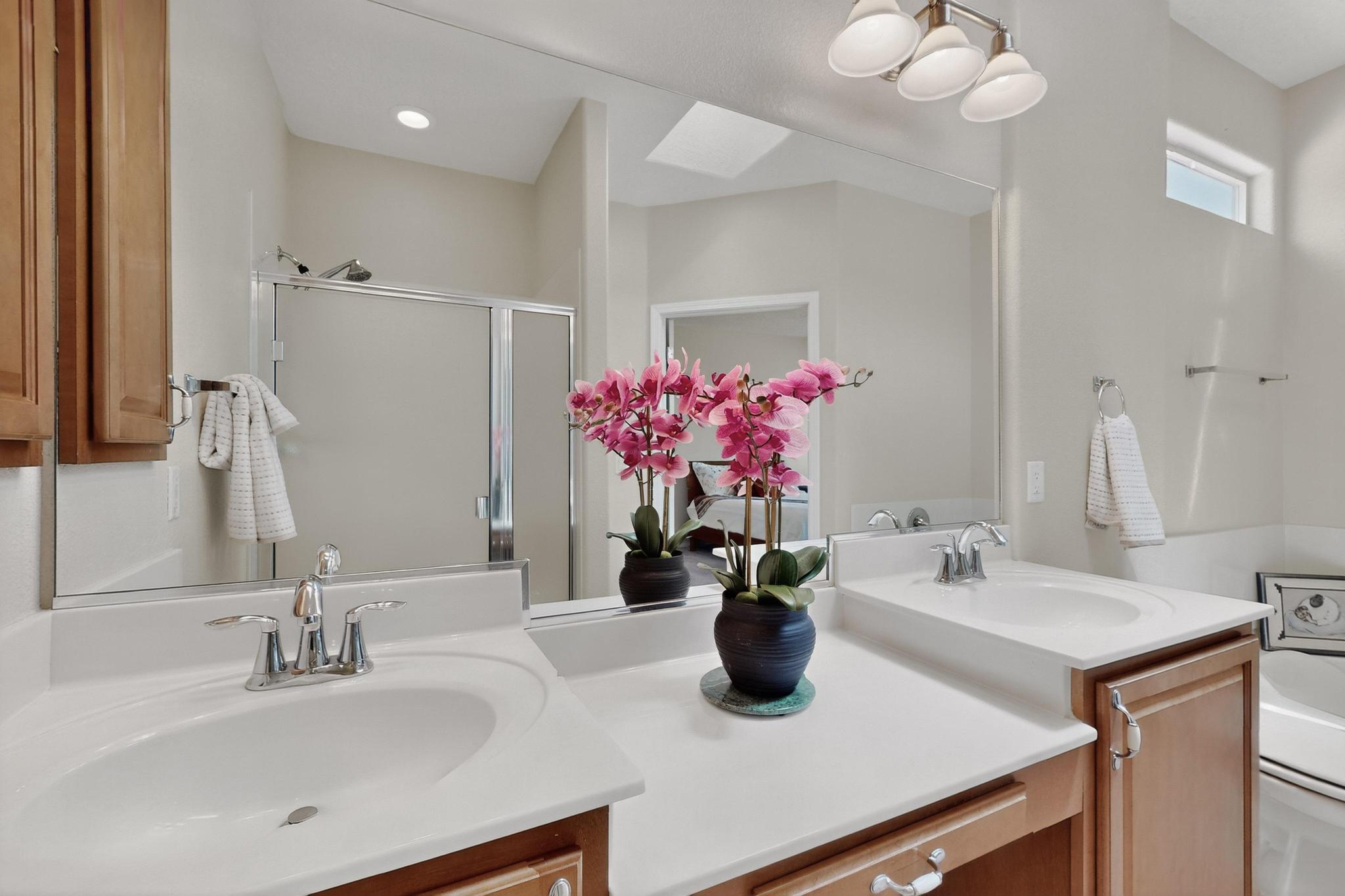 820 GOLDEN YARROW Trail