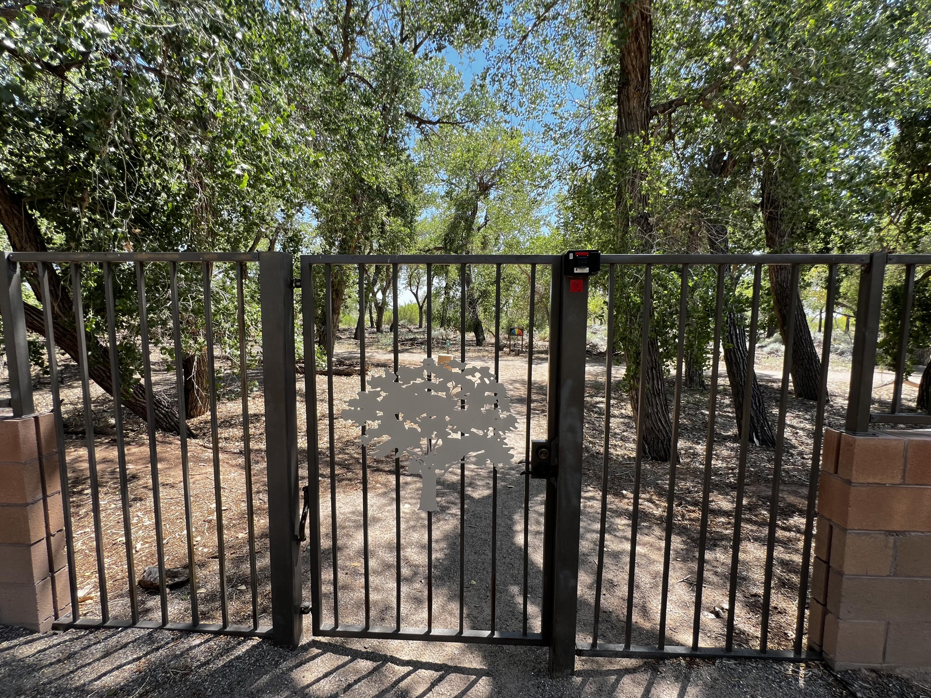 820 GOLDEN YARROW Trail