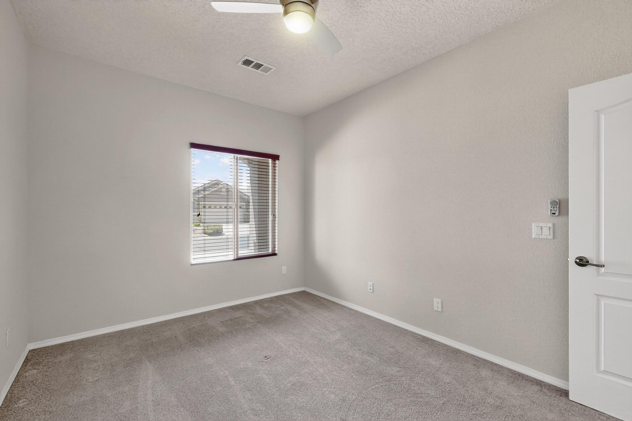 820 GOLDEN YARROW Trail