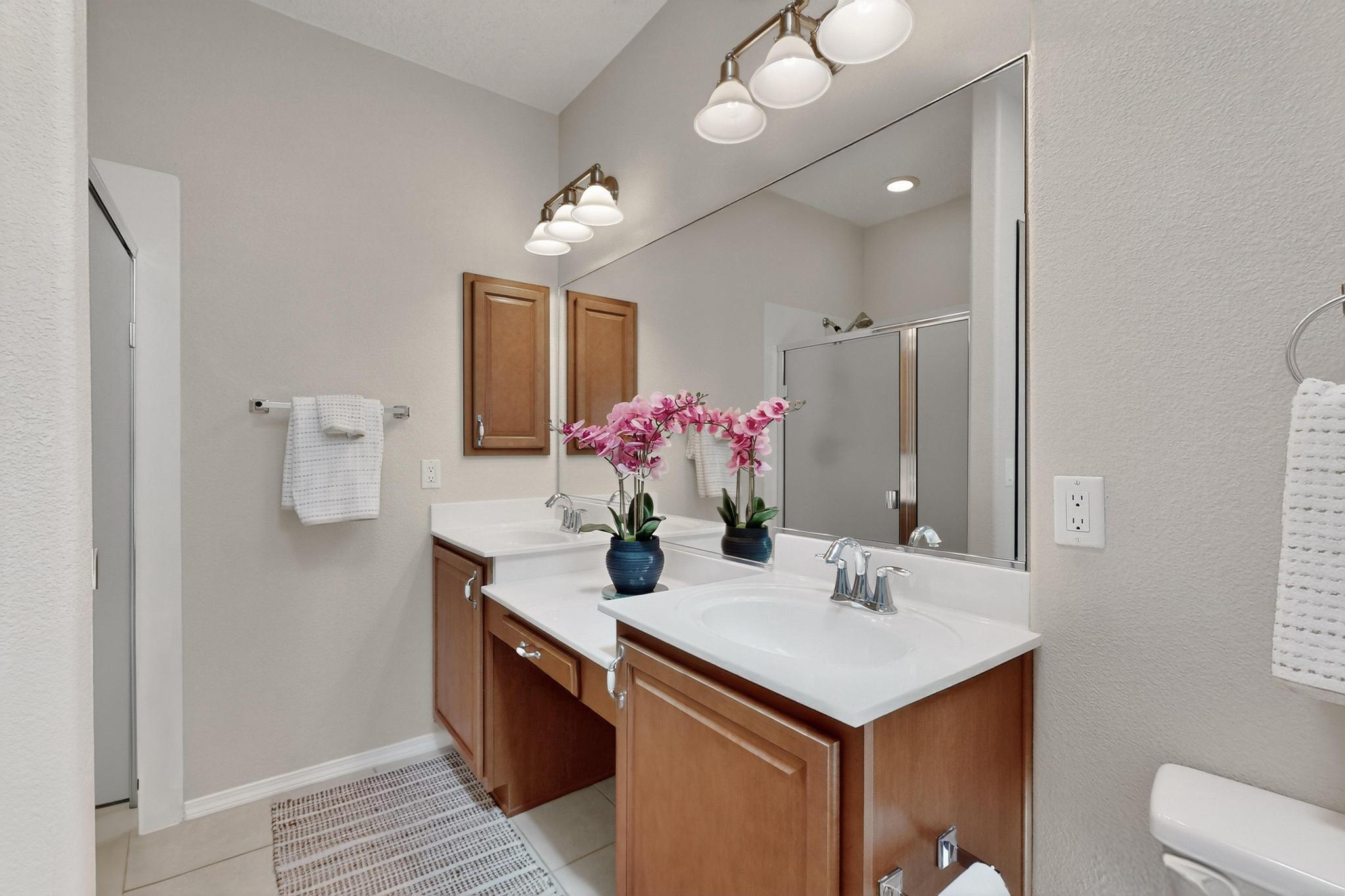 820 GOLDEN YARROW Trail