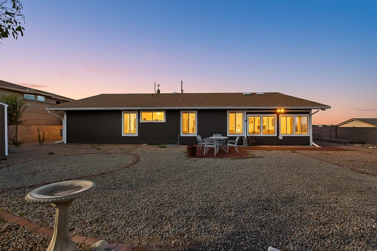 4552 QUARTZ Drive NE