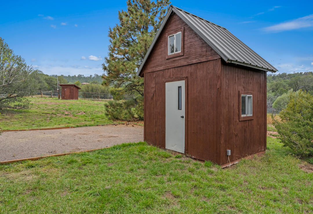 6 Sandia Haven Place