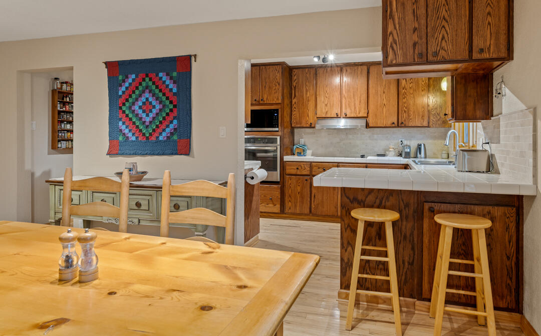 6 Sandia Haven Place