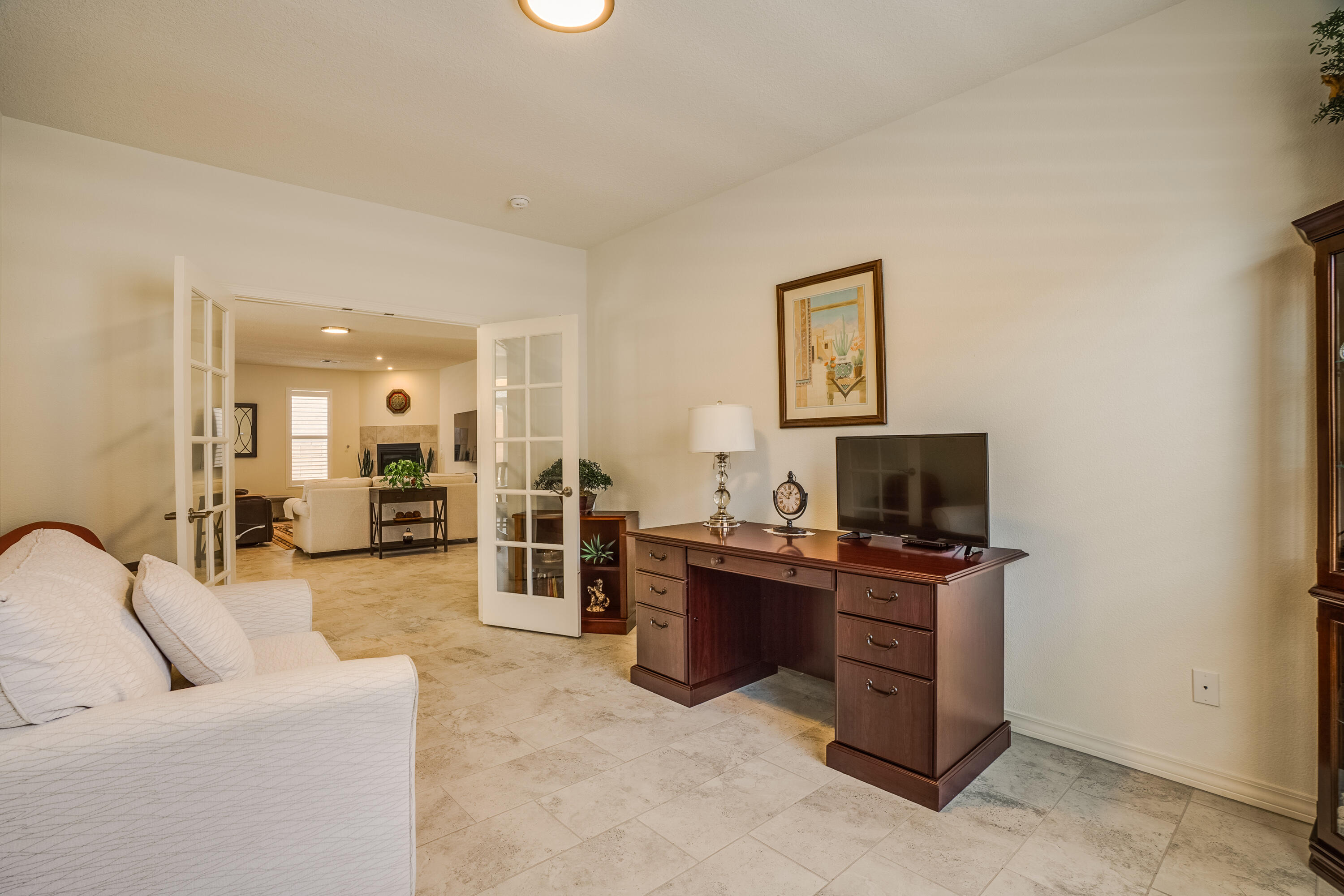 590 Rio Chama Circle SW