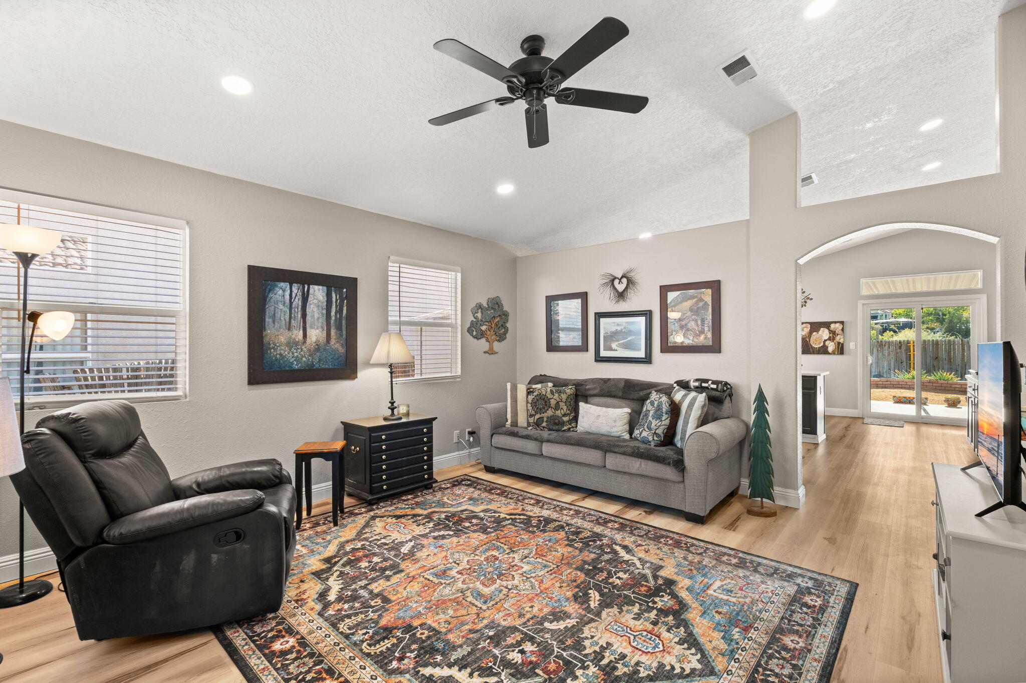 4428 Loren Avenue NW