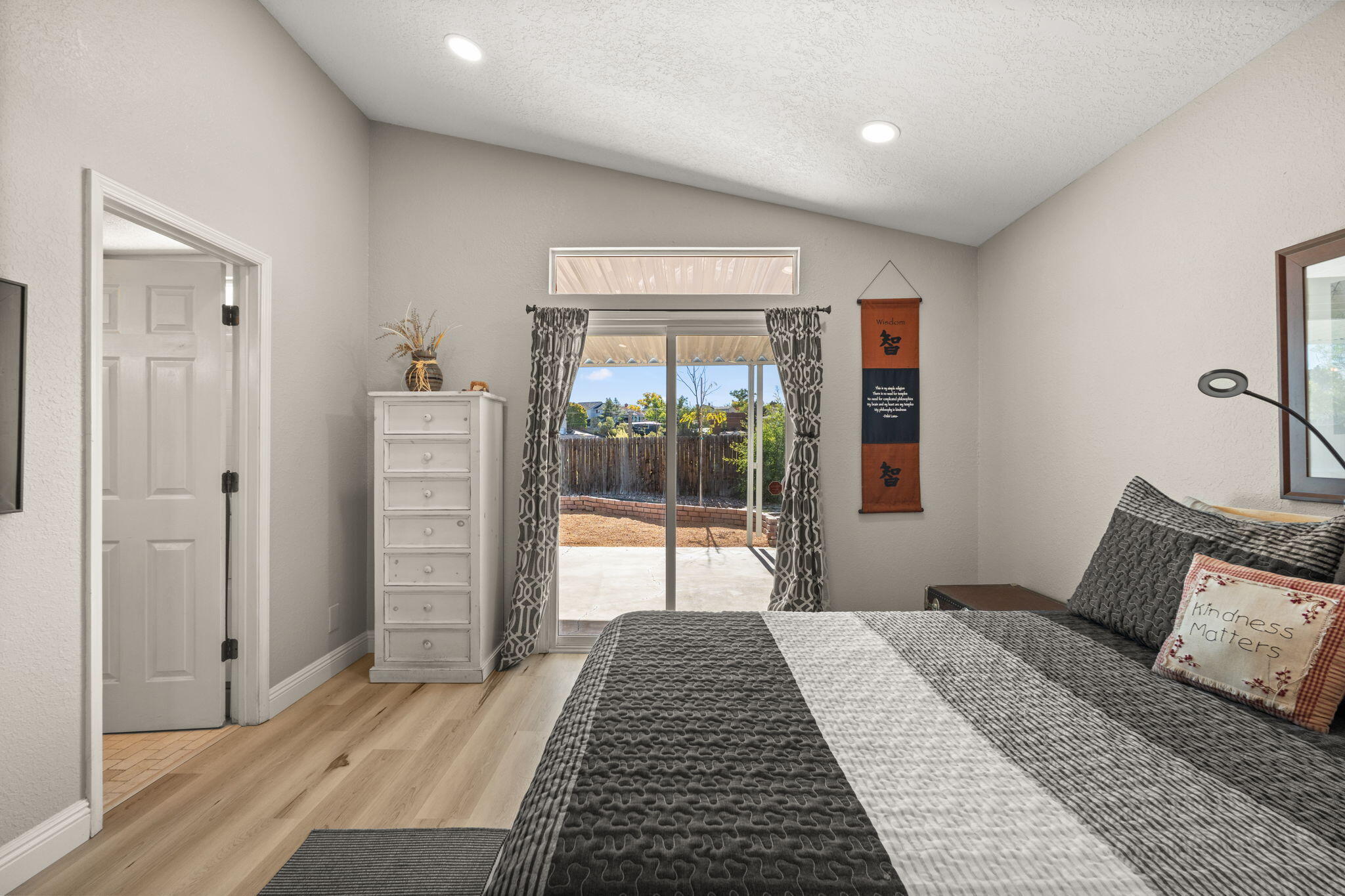 4428 Loren Avenue NW