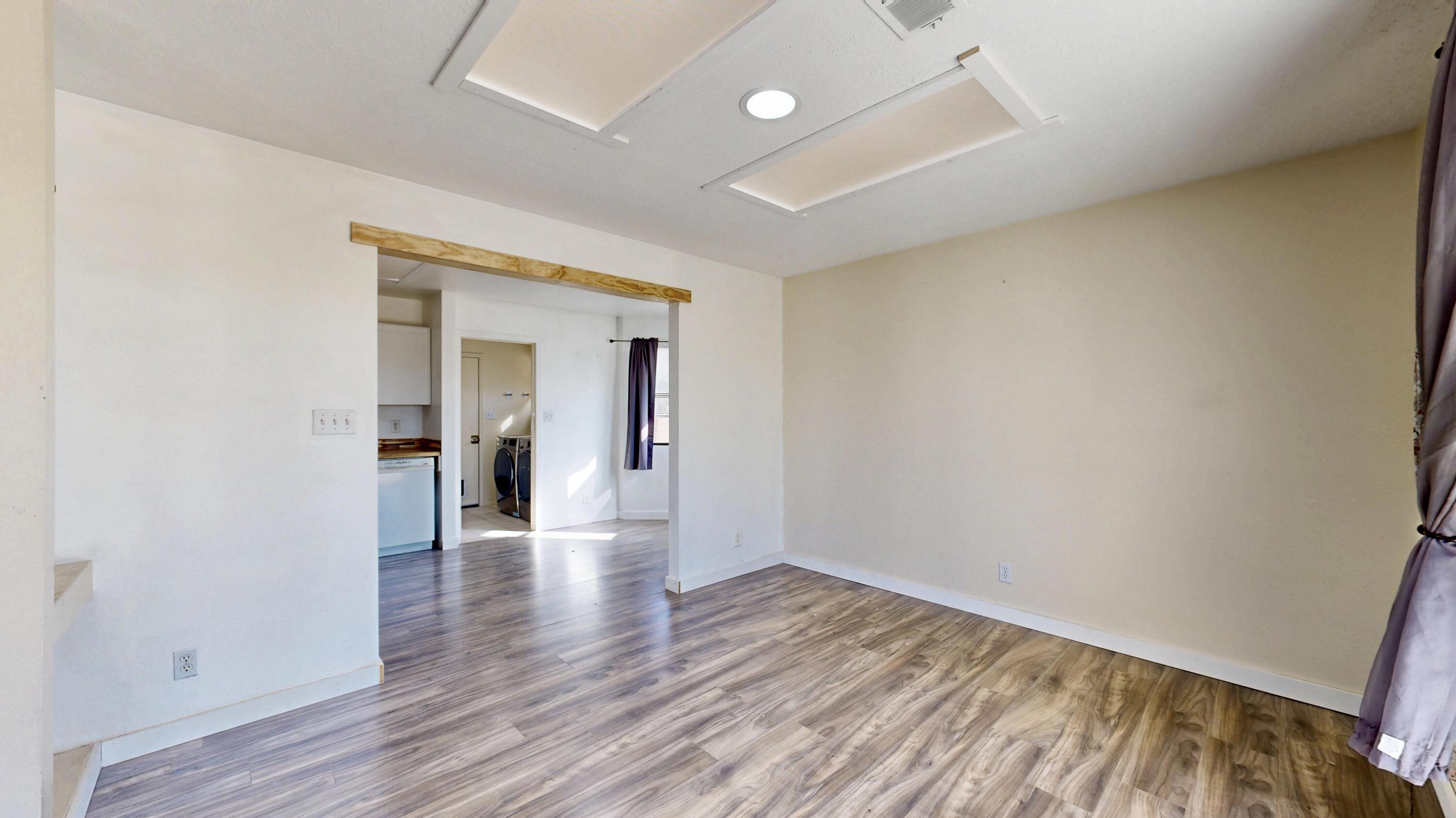 4956 Chromium Drive NE