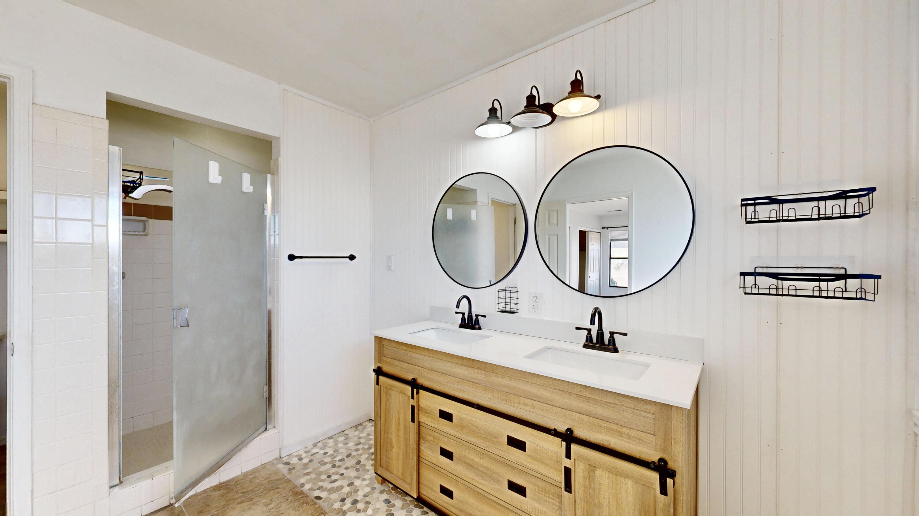 4956 Chromium Drive NE