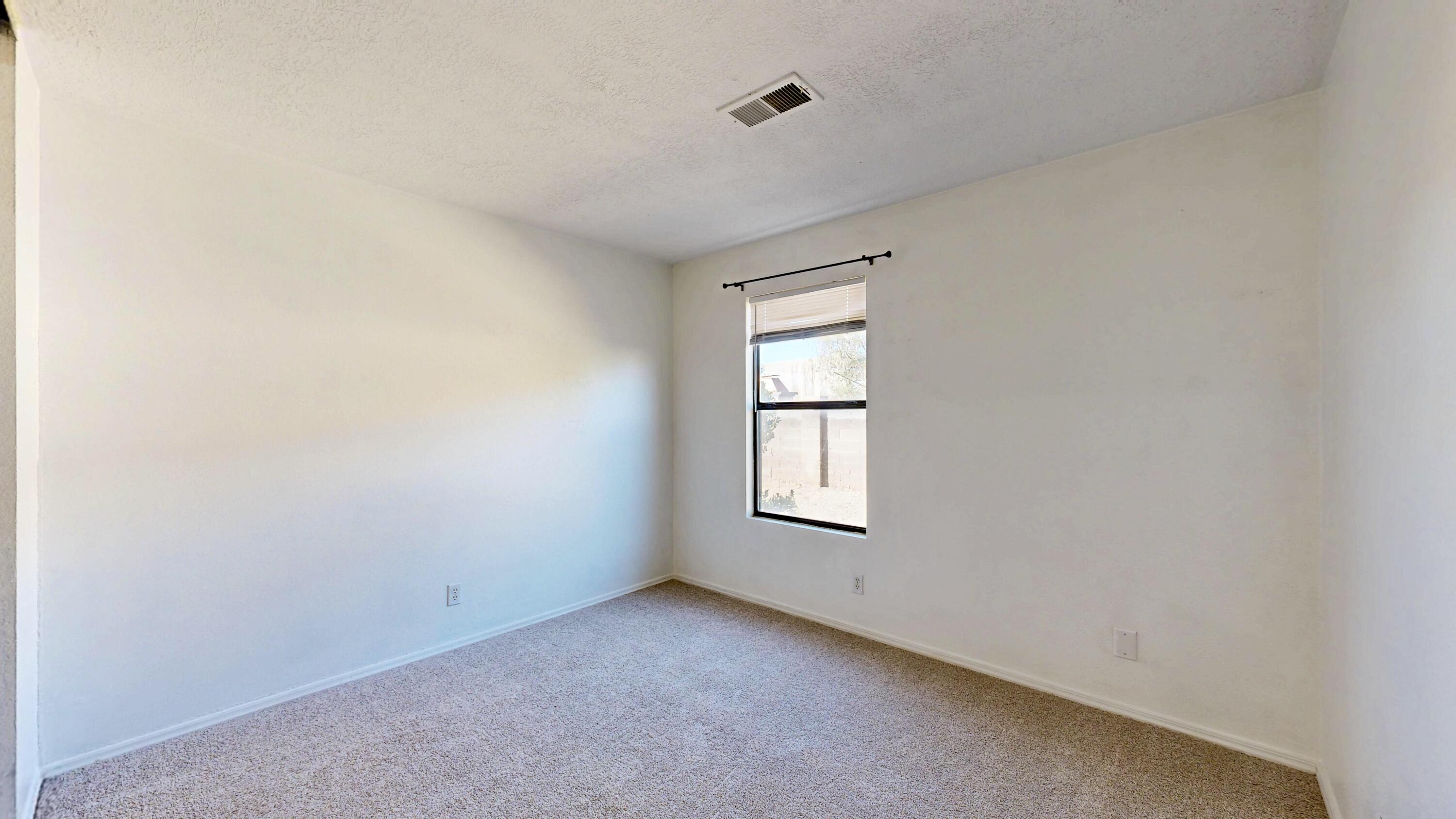 4956 Chromium Drive NE