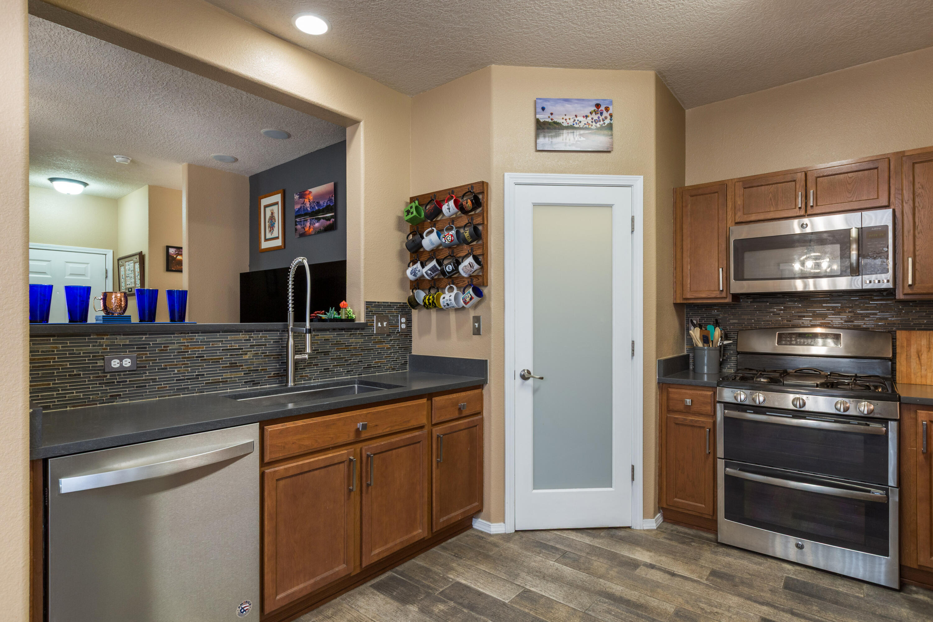 10827 Lobos Creek Way NE
