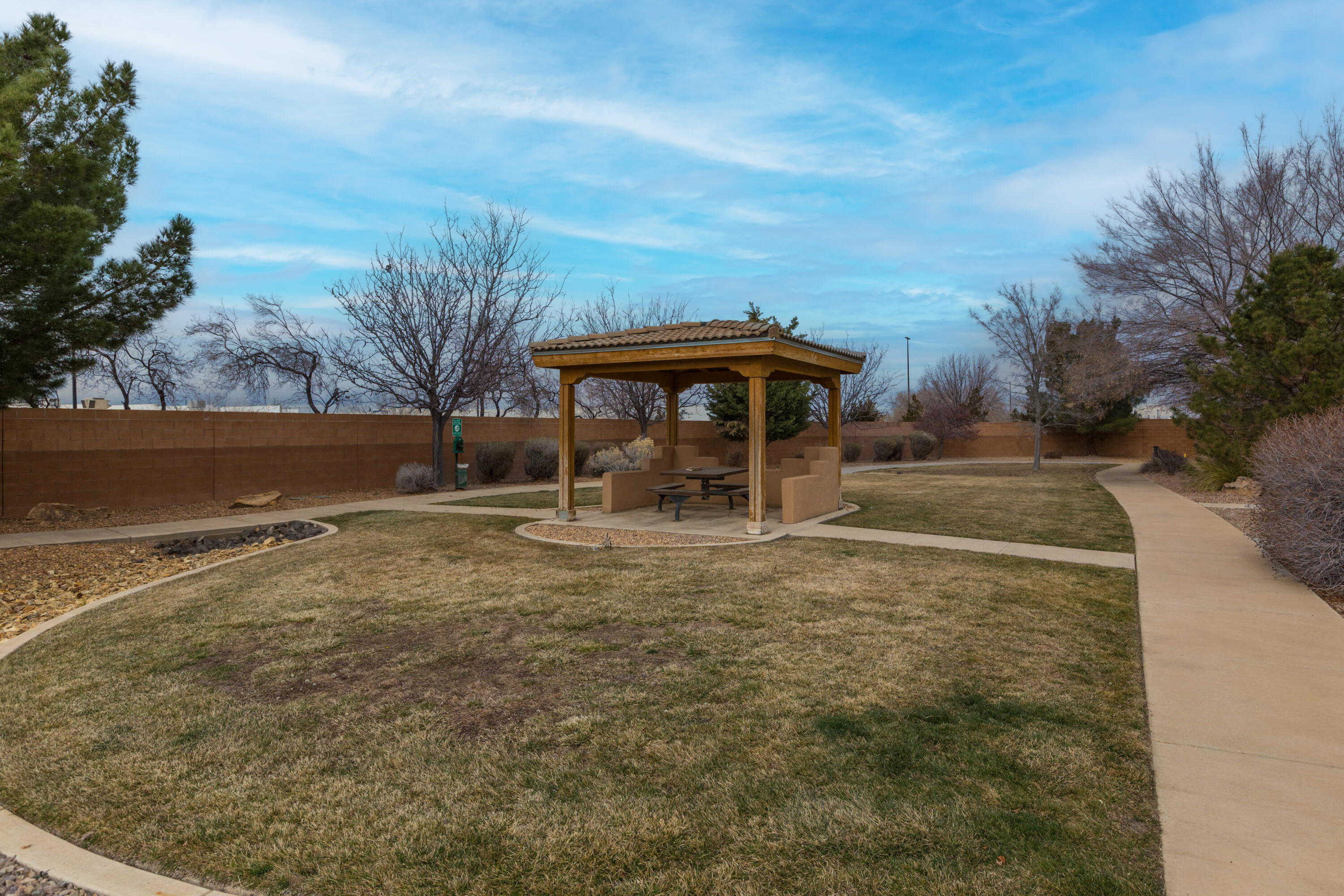 10827 Lobos Creek Way NE
